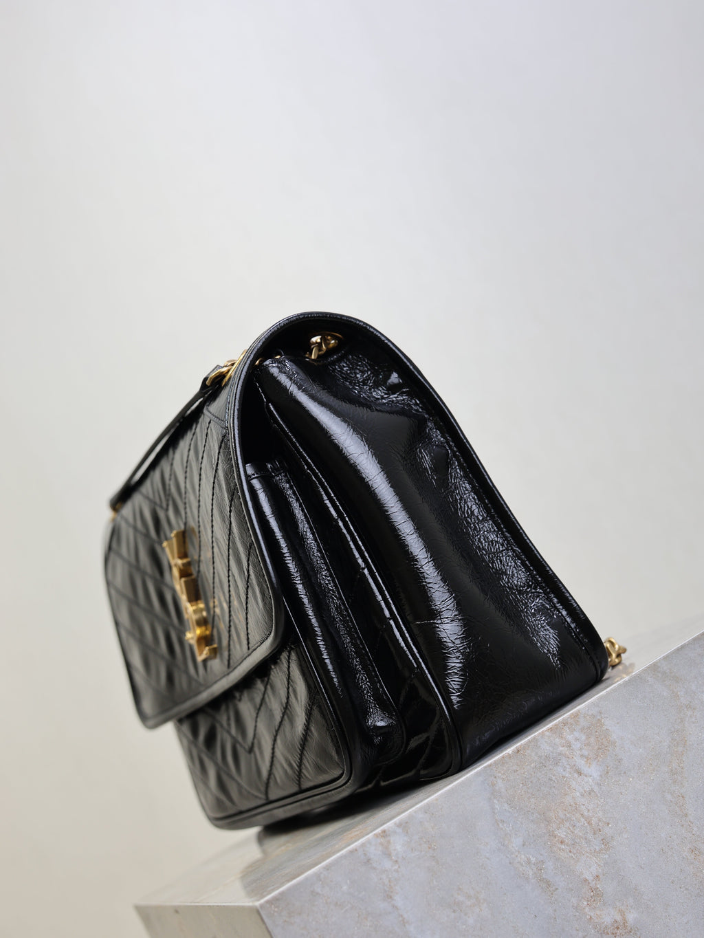 YSL 25S NIKI GM BAG 32 IN BLACK GLOSSY CALFSKIN GOLD HARDWARE