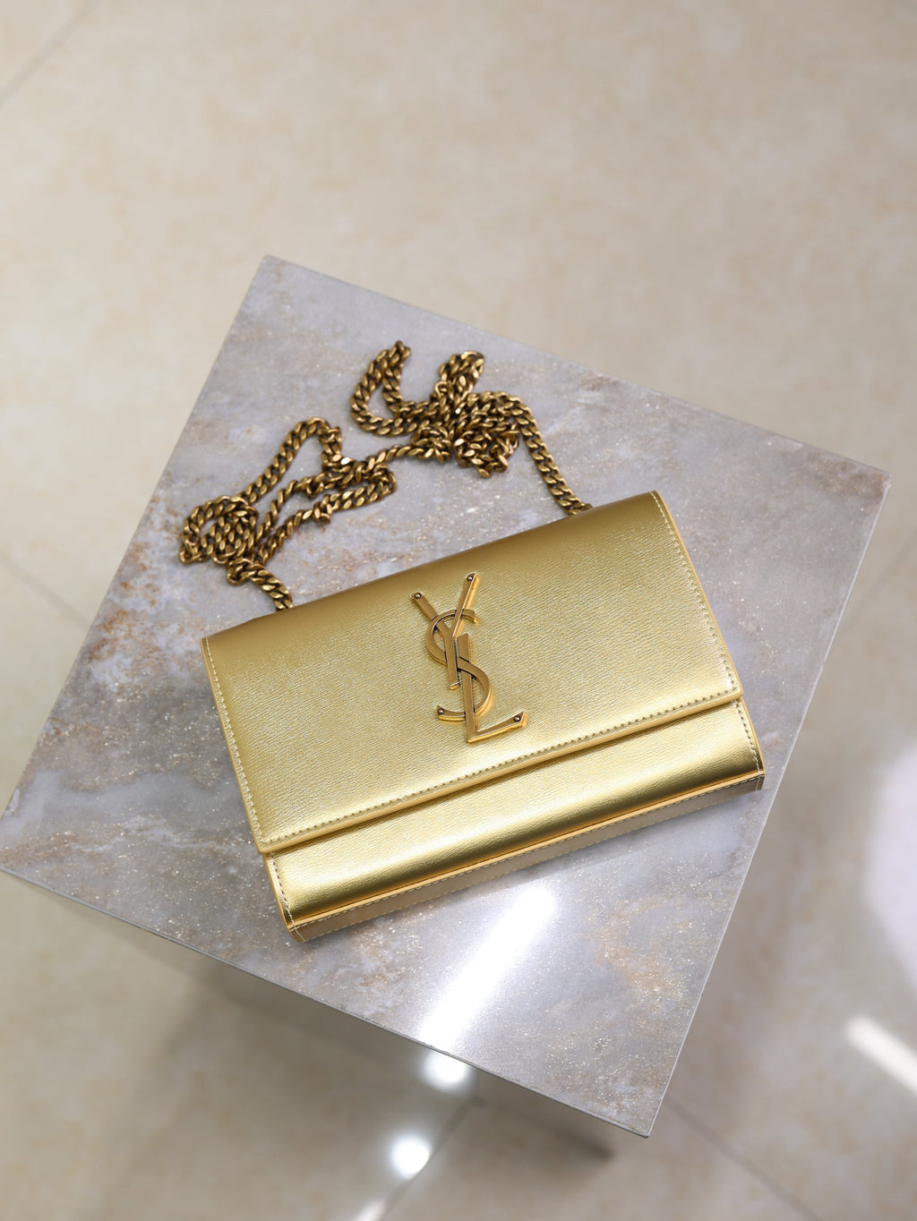 YSL 25S KATE BAG 20 IN GOLD METALLIC CALFSKIN GOLD HARDWARE