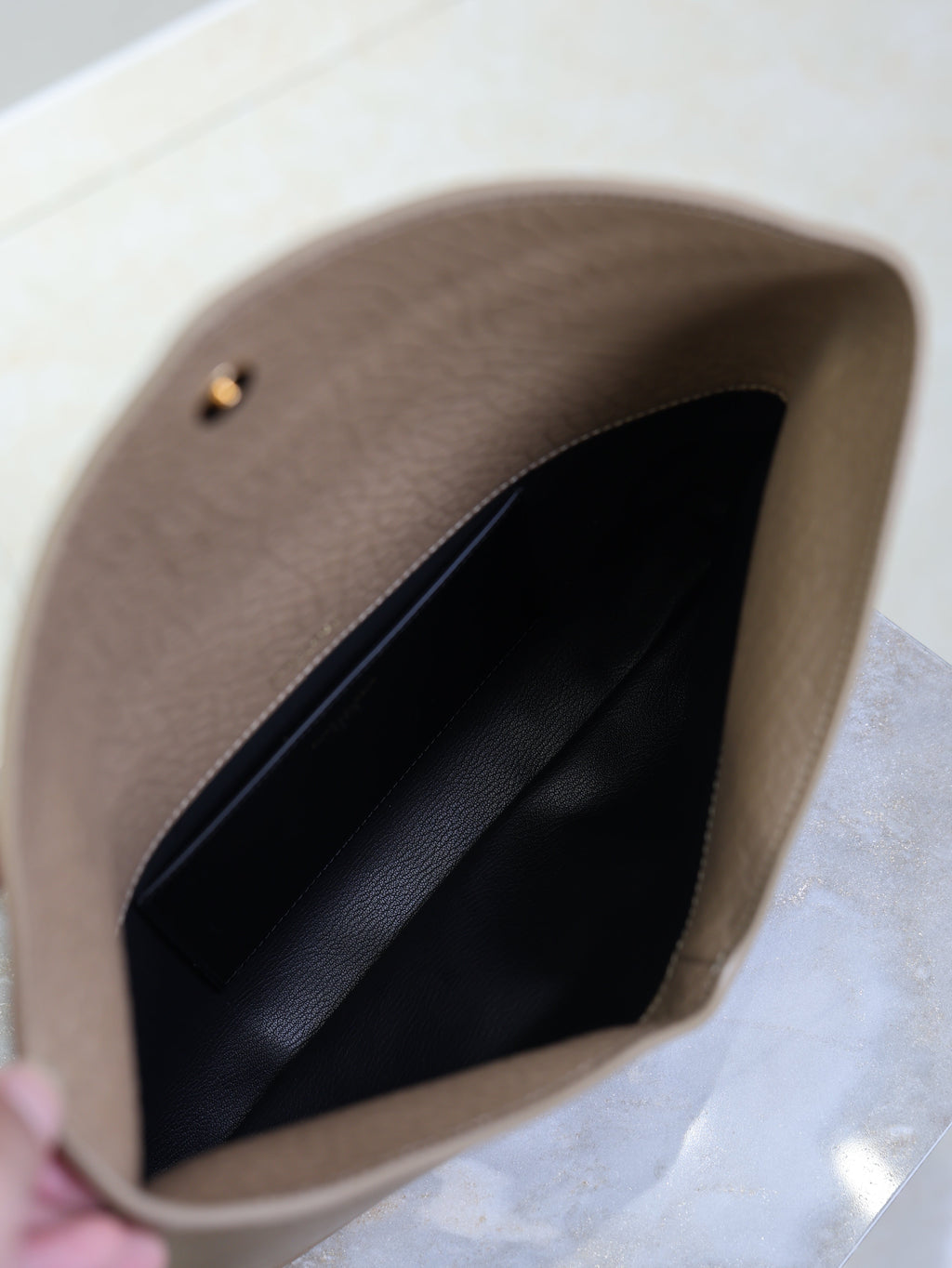 YSL 25S CASSANDRE LARGE ENVELOPE POUCH 29 IN DARK TAUPE CALFSKIN GOLD HARDWARE