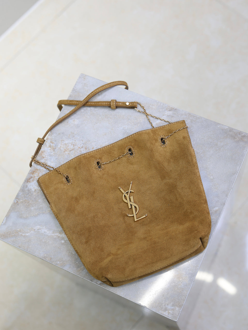 YSL 25S POCHON BAG 24 IN CARAMEL COGNAC SUEDE GOLD HARDWARE