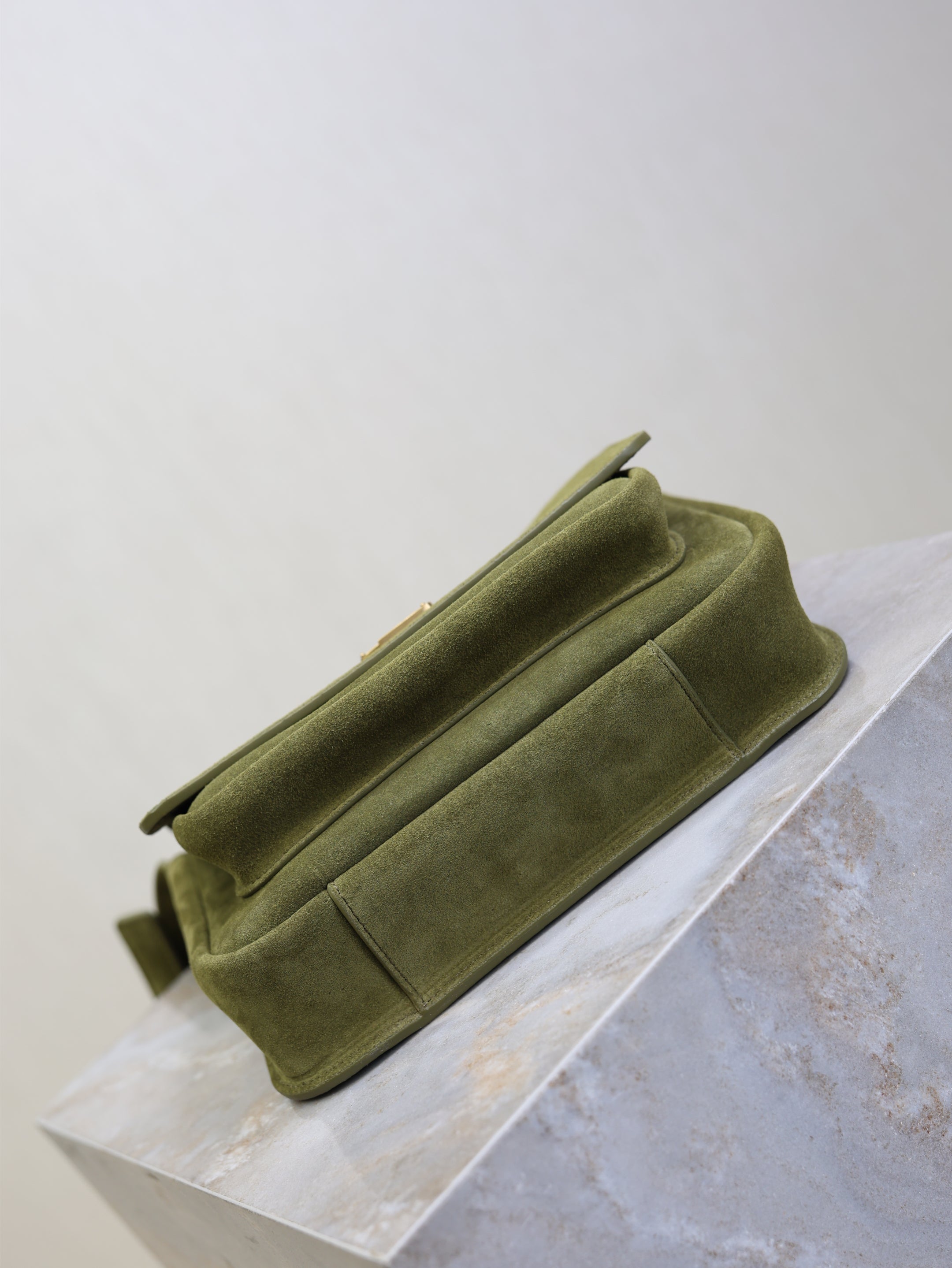 YSL 25S NIKI SATCHEL 22 IN BARLEY GREEN SUEDE GOLD HARDWRE