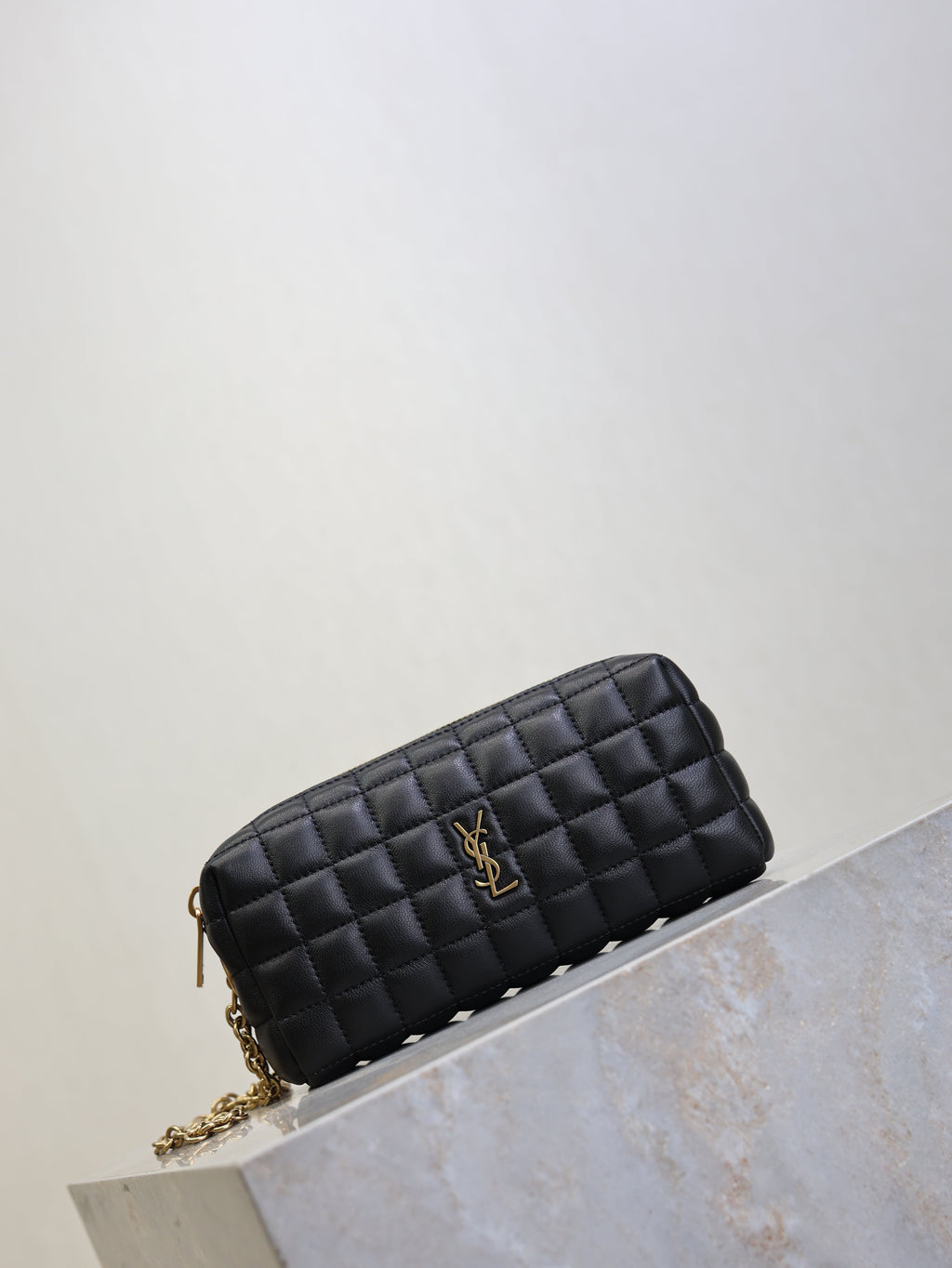 YSL 25S CASSANDRE MATELASSÉ CARRÉ POUCH ON CHAIN 18 IN BLACK LAMBSKIN