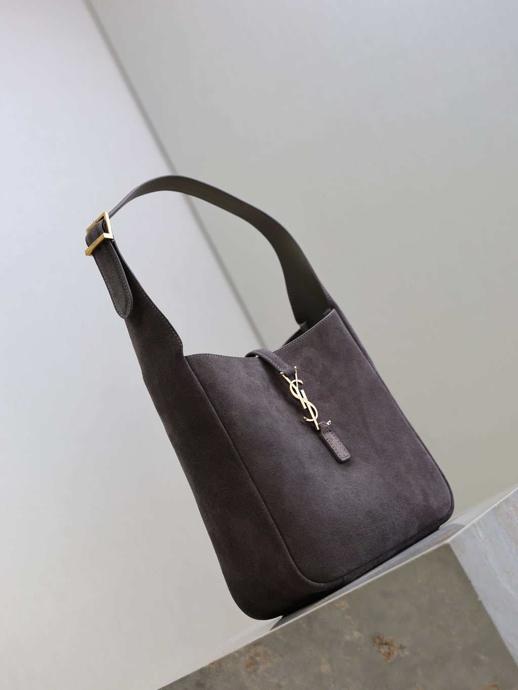 YSL 25S LE 5 À 7 SUPPLE SMALL 23 IN DARK GRAY SUEDE GOLD HARDWARE
