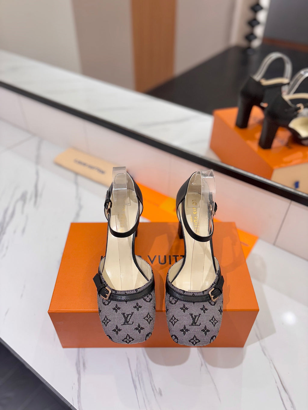 HIGH SANDALS 8 CM IN COOL GRAY MONOGRAM DENIM AND BLACK CALFSKIN