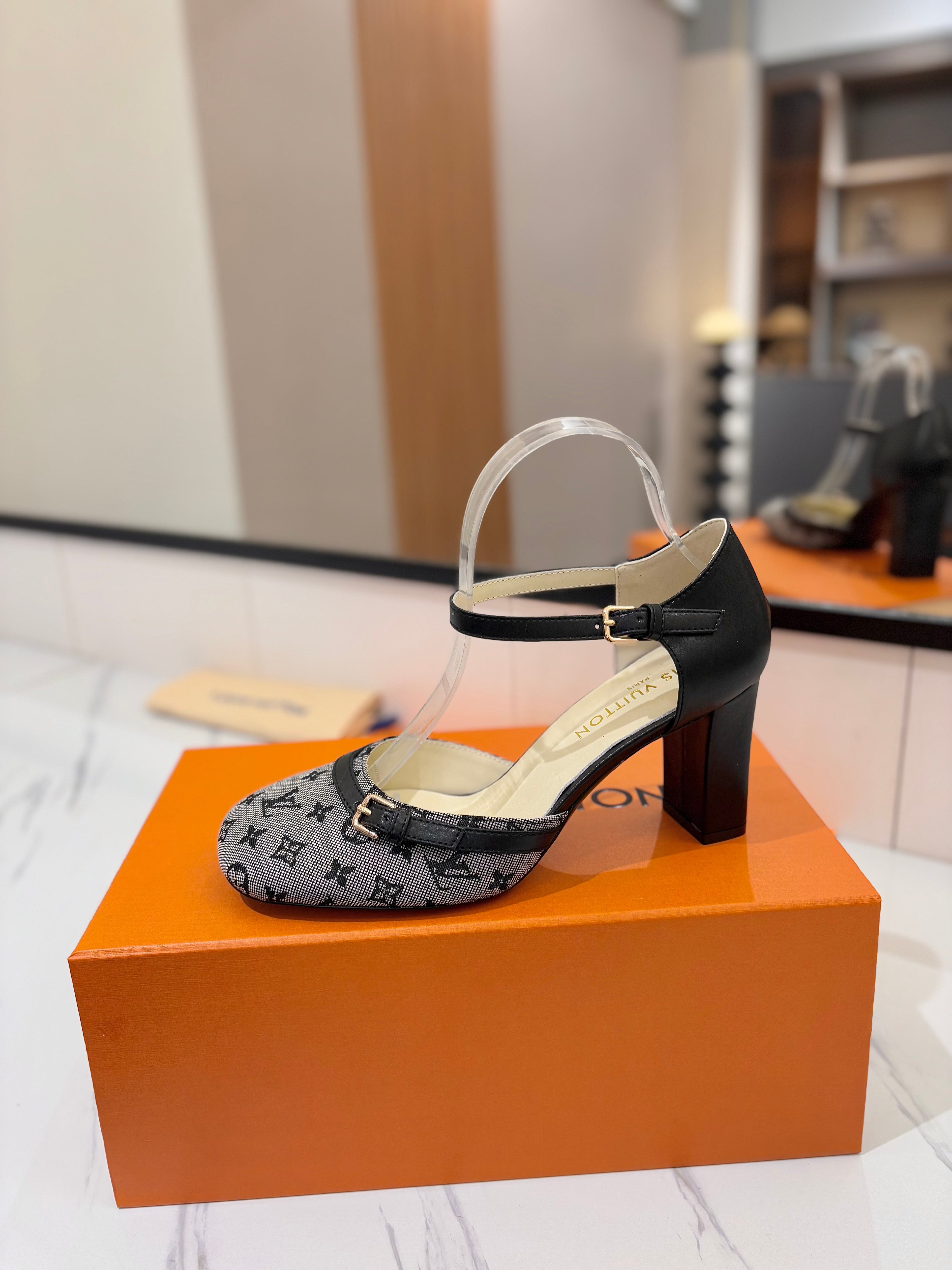 HIGH SANDALS 8 CM IN COOL GRAY MONOGRAM DENIM AND BLACK CALFSKIN