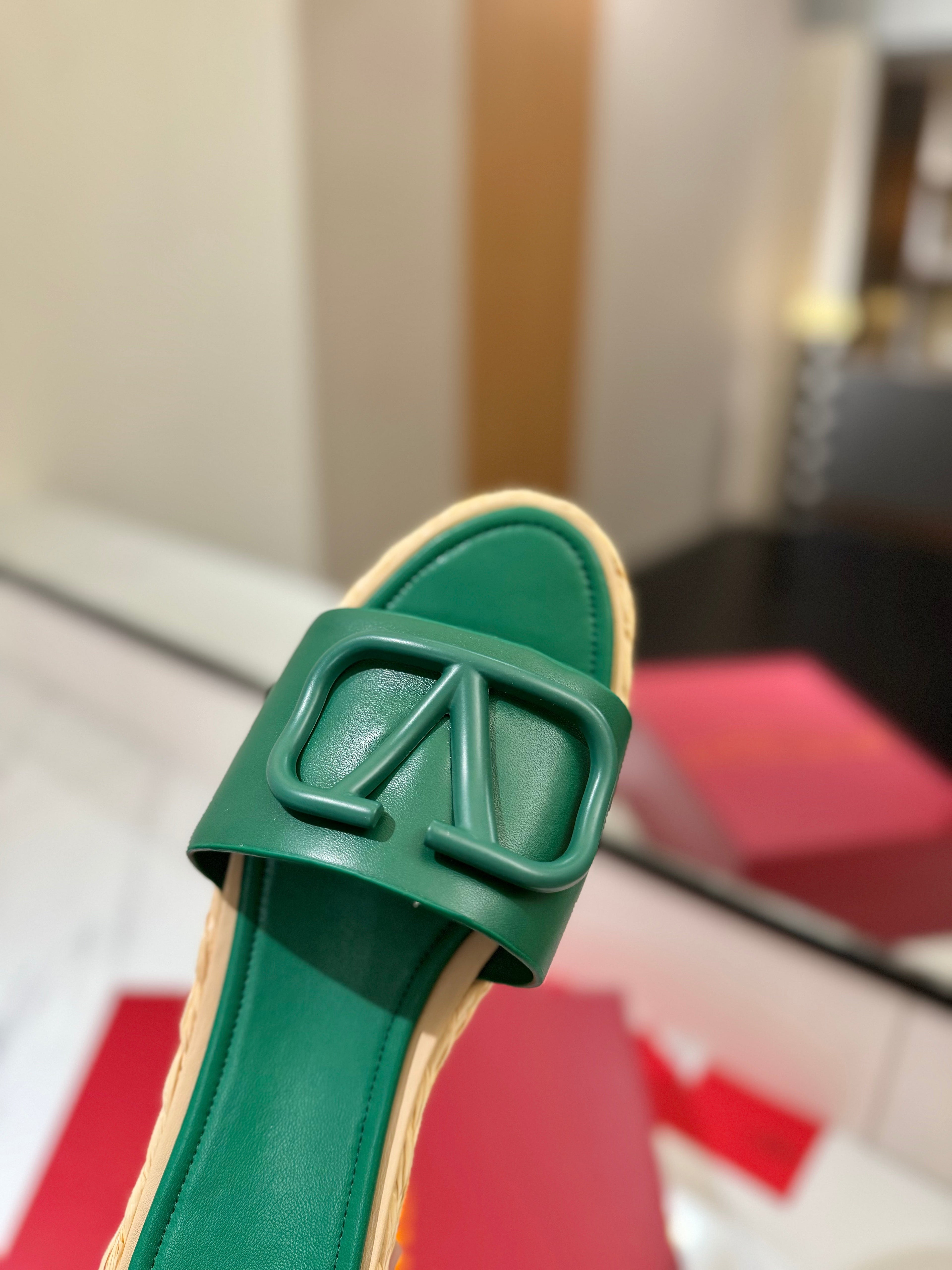 VLTN ESPADRILLE SLIDES 25S IN DARK GREEN LAMBSKIN STYLE 9