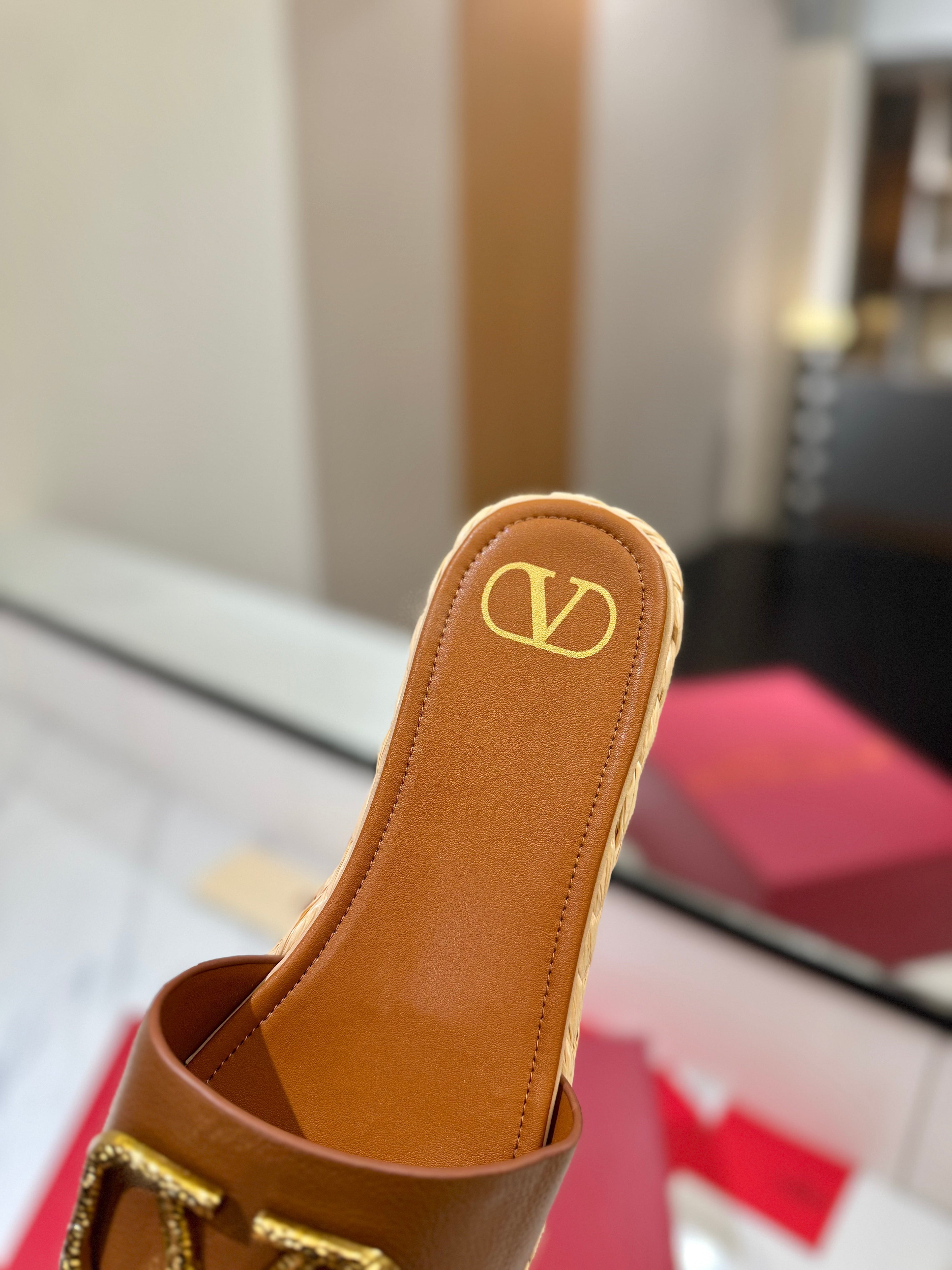 VLTN ESPADRILLE SLIDES 25S IN BROWN LAMBSKIN STYLE 2