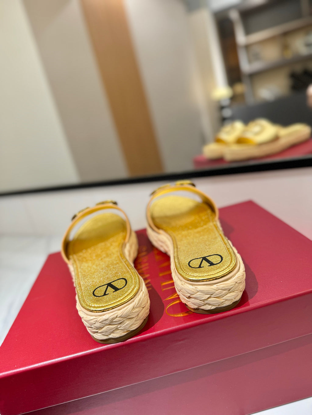 VLTN ESPADRILLE SLIDES 25S IN GOLD LAMBSKIN STYLE 1