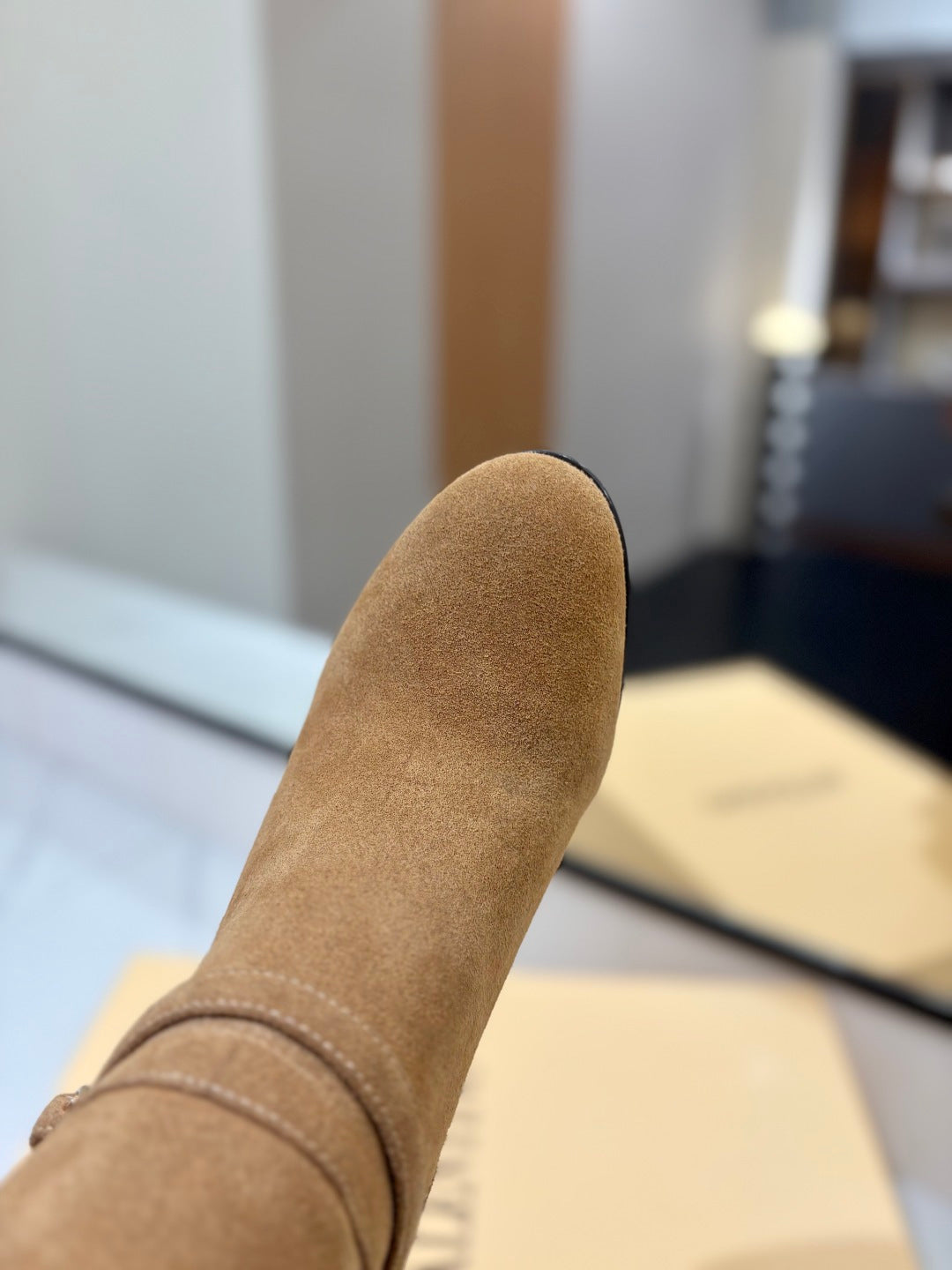 VALENTINO 25S GARAVANI PATTIE KNEE-HIGH BOOTS 80 MM IN LIGHT BROWN SUEDE