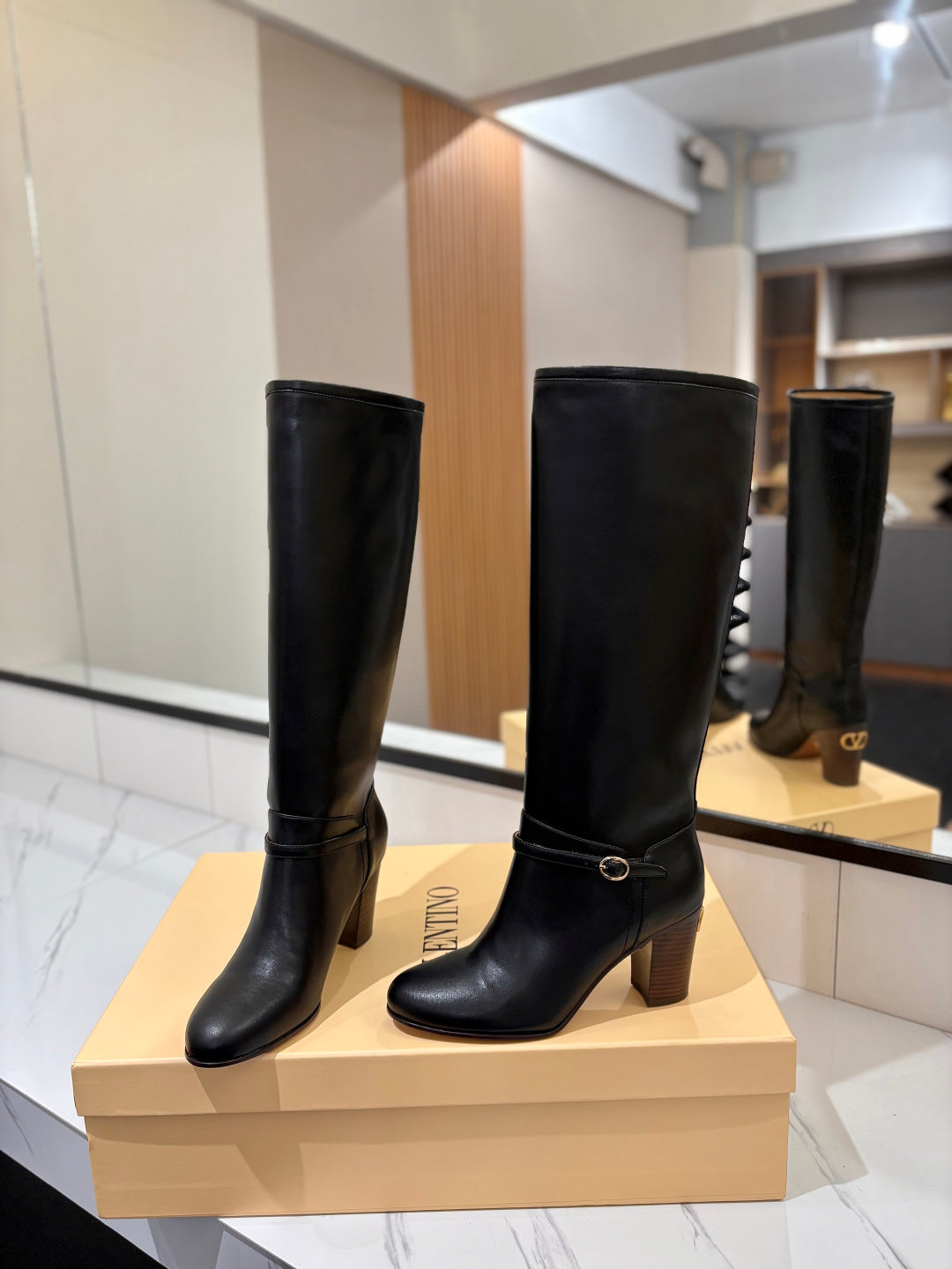 VALENTINO 25S GARAVANI PATTIE KNEE-HIGH BOOTS 80 MM IN BLACK CALFSKIN