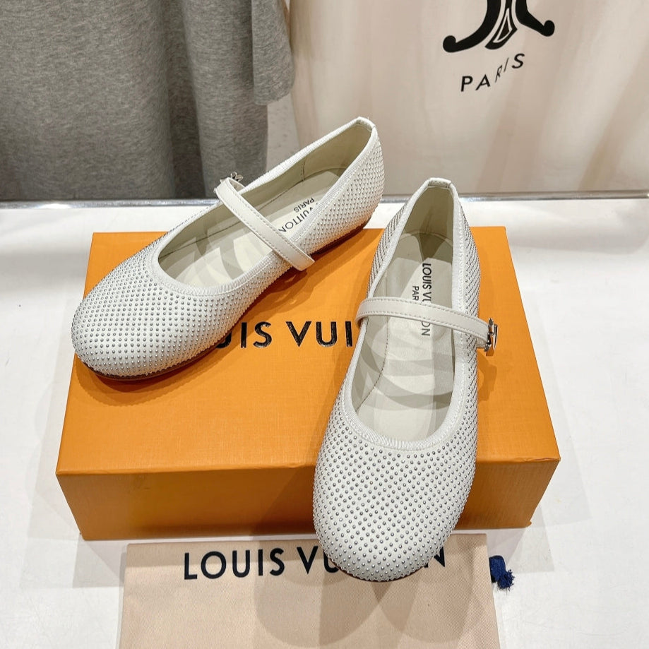 ROMY FLAT BALLERINA IN WHITE LAMBSKIN EMBELLISHED SILVER-TONED STUDS