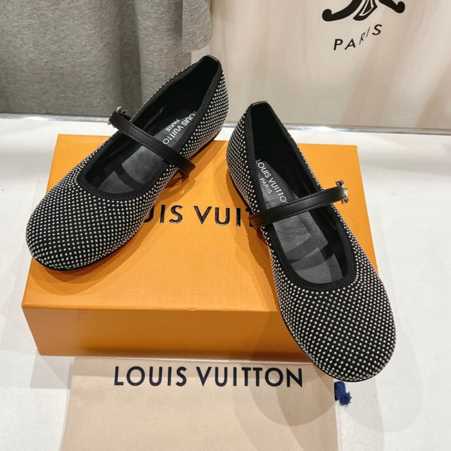 ROMY FLAT BALLERINA IN BLACK LAMBSKIN EMBELLISHED SILVER-TONED STUDS