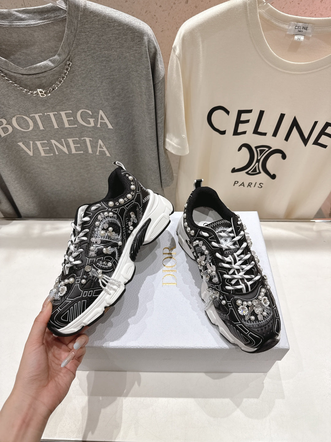 DIOR 25S SNEAKER IN BLACK LAMBSKIN AND MESH FABRIC WITH PEARL DETAILING