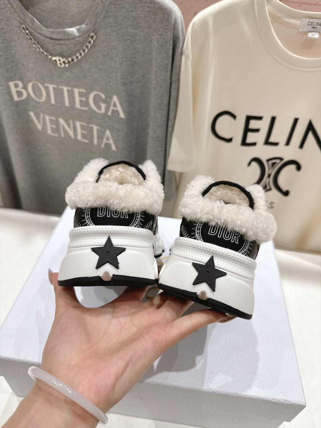 DIOR CHRONO SNEAKER 25S IN BLACK LAMBSKIN AND MESH FABRIC STYLE 4