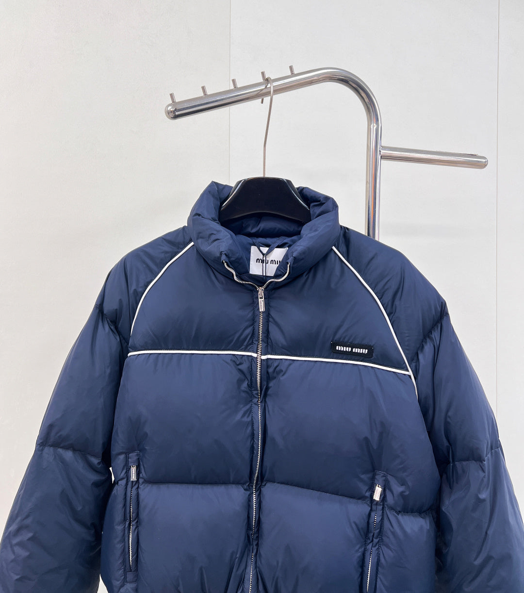 MIUMIU PUFFER JACKET STYLE 670