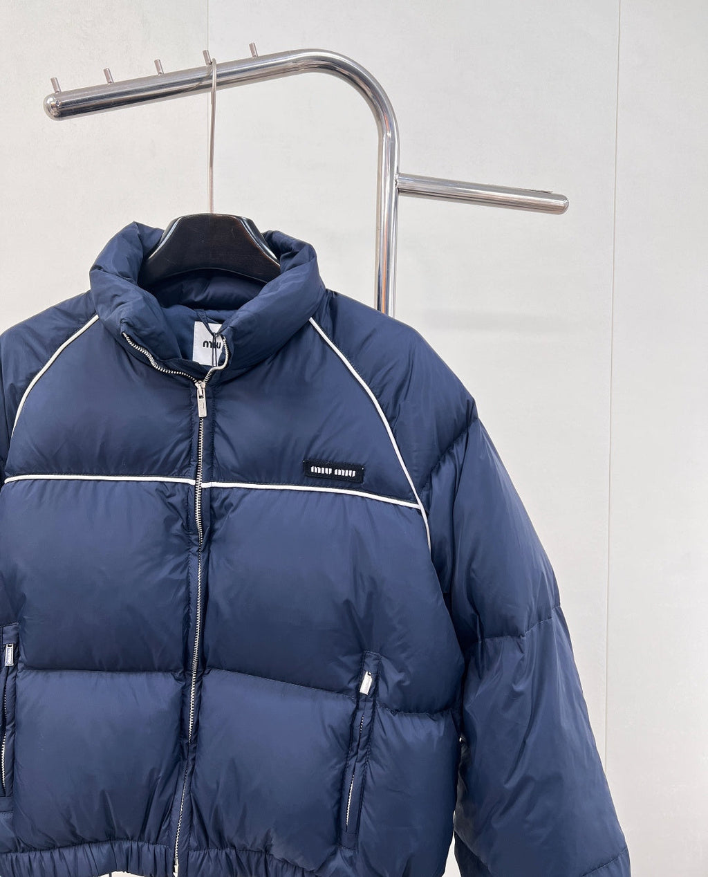 MIUMIU PUFFER JACKET STYLE 670