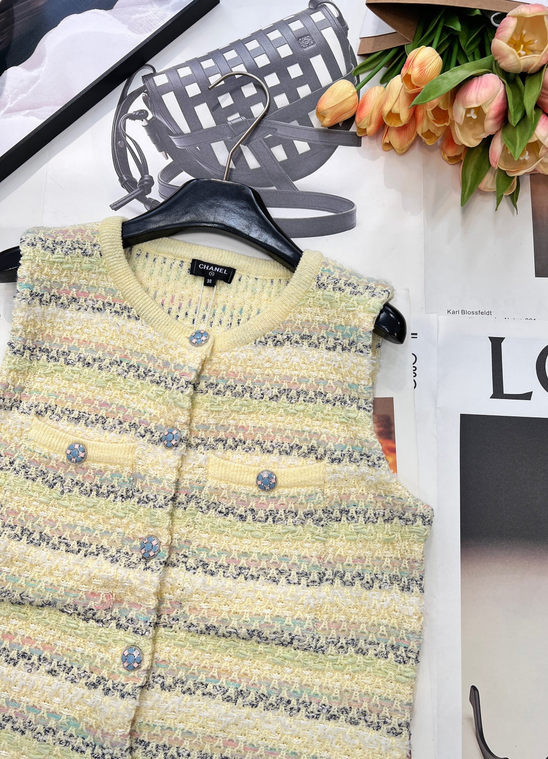 CHANEL 25S KNITTED VEST 509