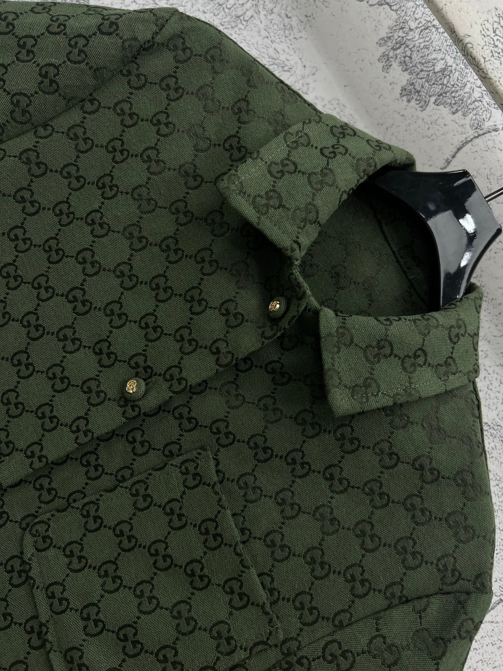 GUCCI SHORT-SLEEVE LAPEL SHIRT STYLE 100