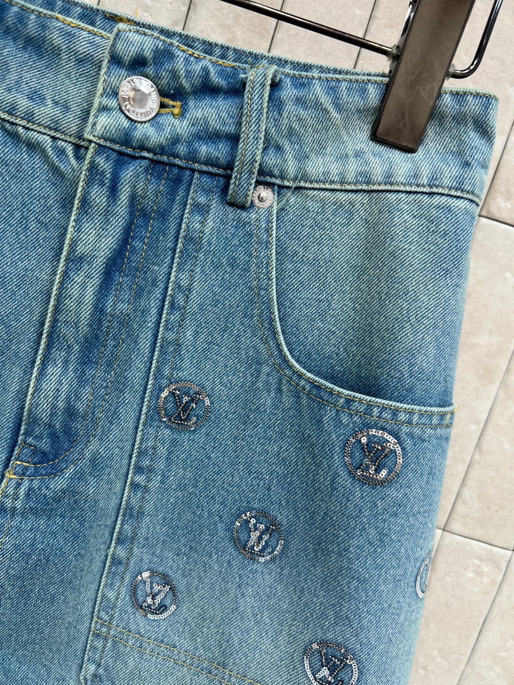 LV 25S DENIM MINI SKIRT 2877