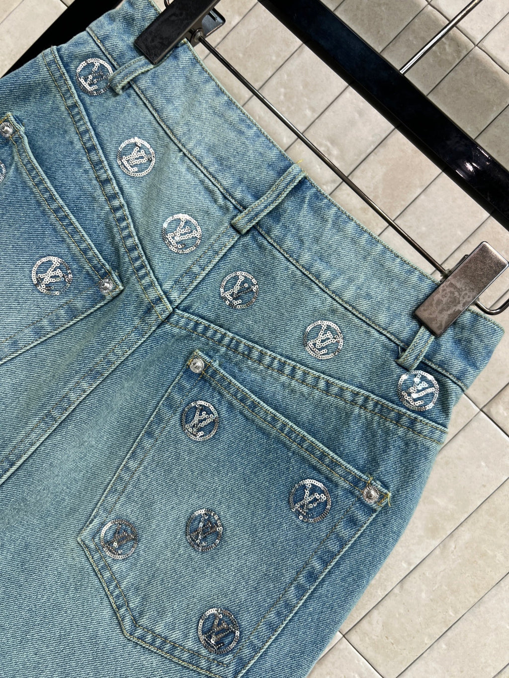 LV 25S DENIM MINI SKIRT 2877