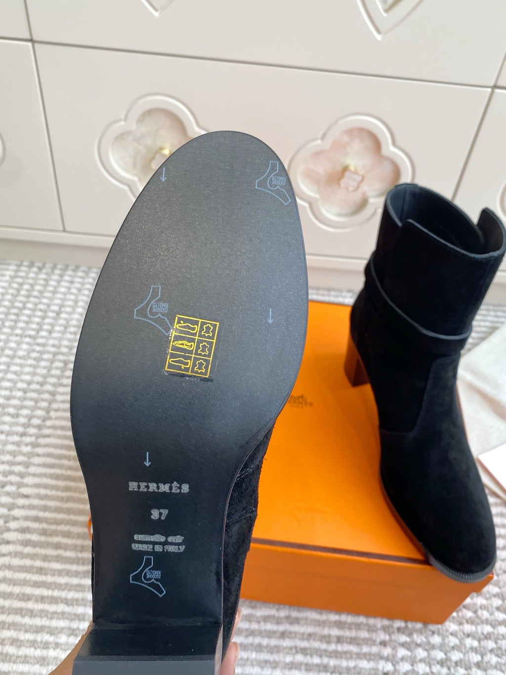 HM 25S FRENCHIE 50 ANKLE BOOT 50 MM IN BLACK SUEDE WITH SILVER HARDWARE