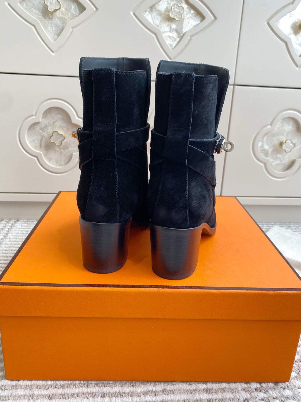 HM 25S FRENCHIE 50 ANKLE BOOT 50 MM IN BLACK SUEDE WITH SILVER HARDWARE