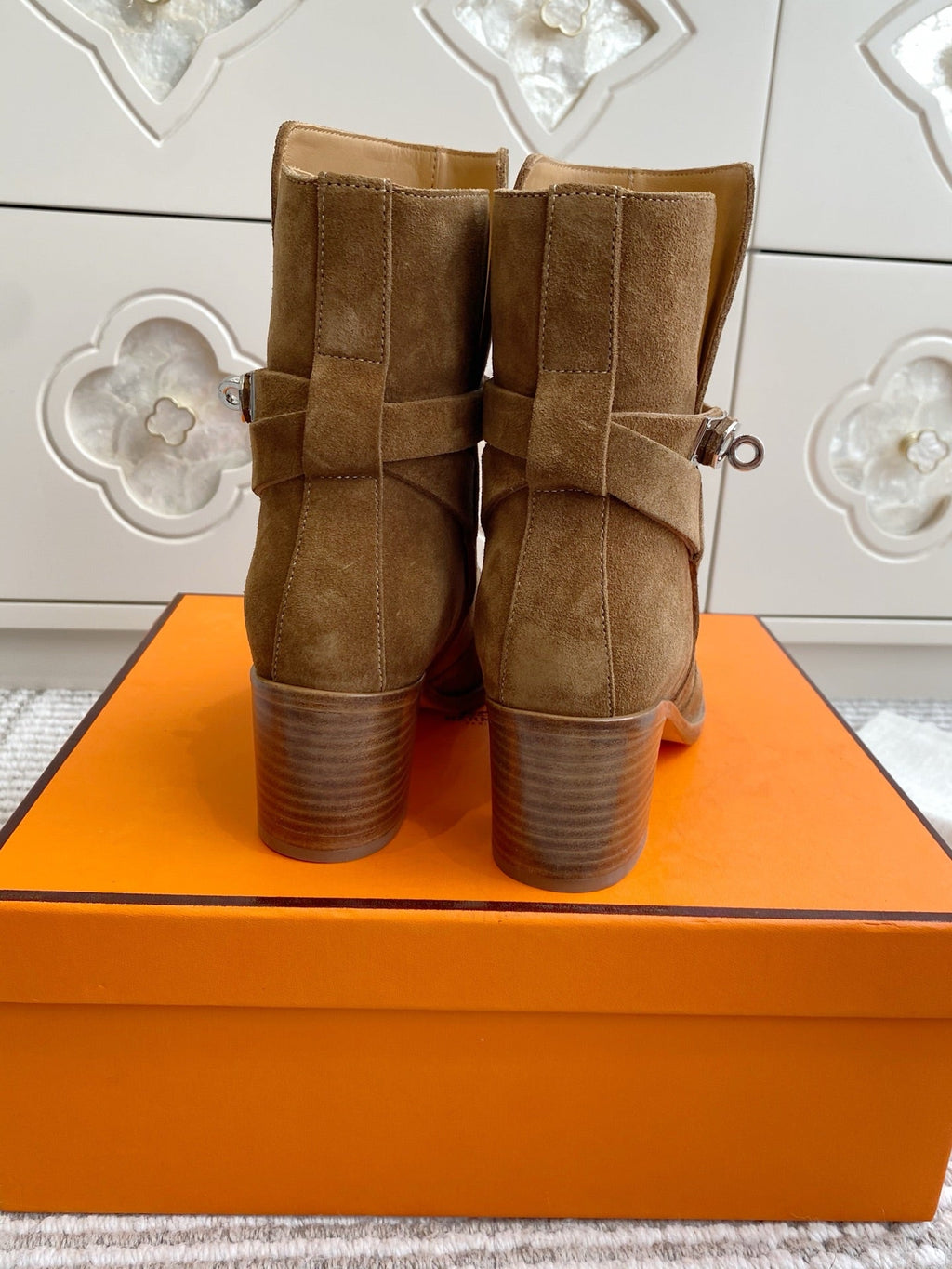 HM 25S FRENCHIE 50 ANKLE BOOT 50 MM IN BROWN SUEDE WITH SILVER HARDWARE