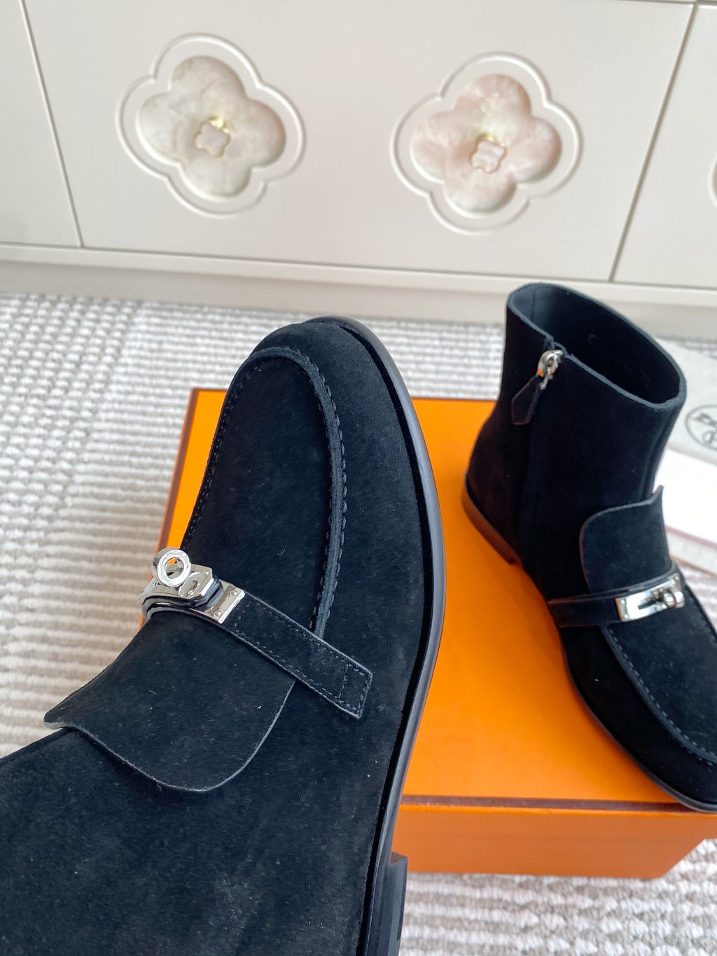 HM 25S KELSY ANKLE BOOT IN BLACK SUEDE WITH SILVER HARDWARE