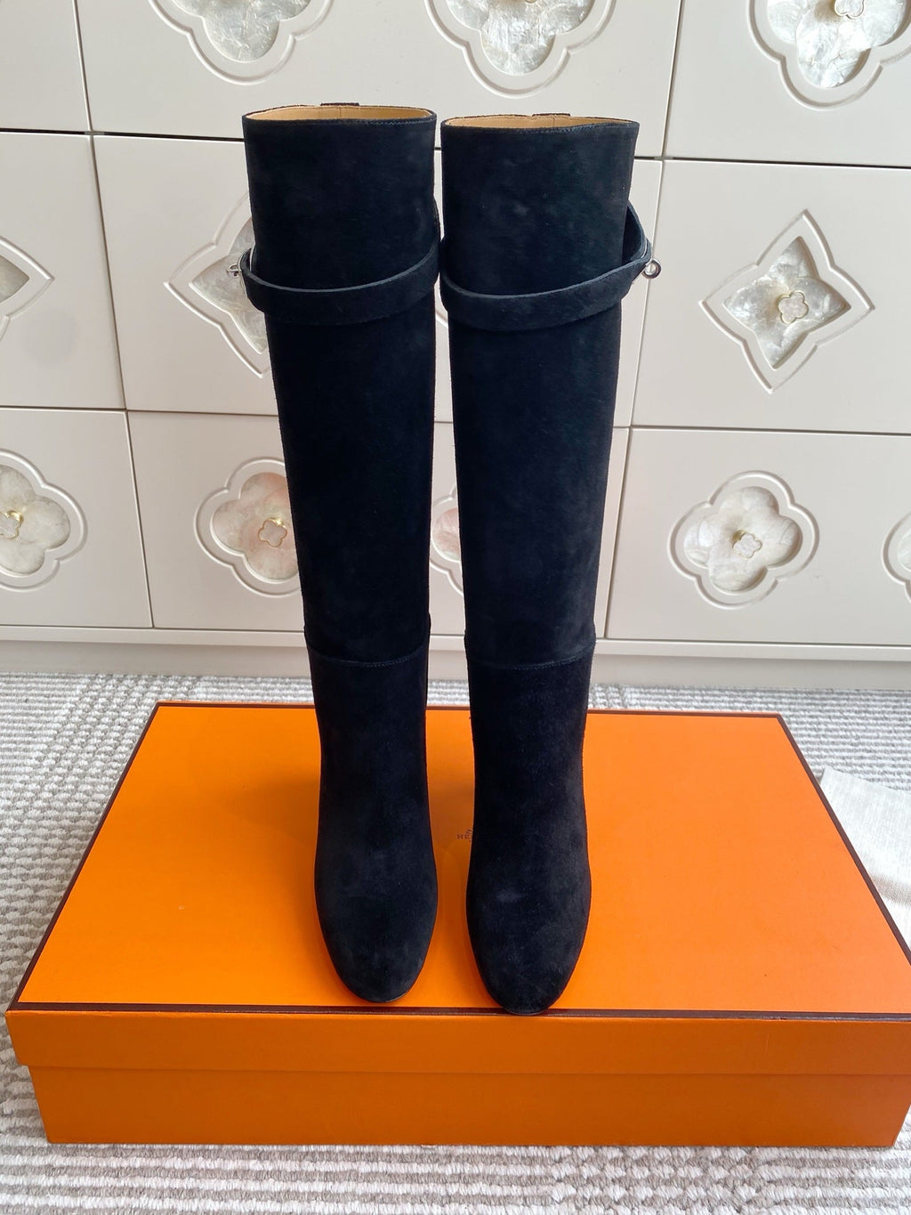 HM 25S TALL BOOTS 90 MM IN BLACK SUEDE
