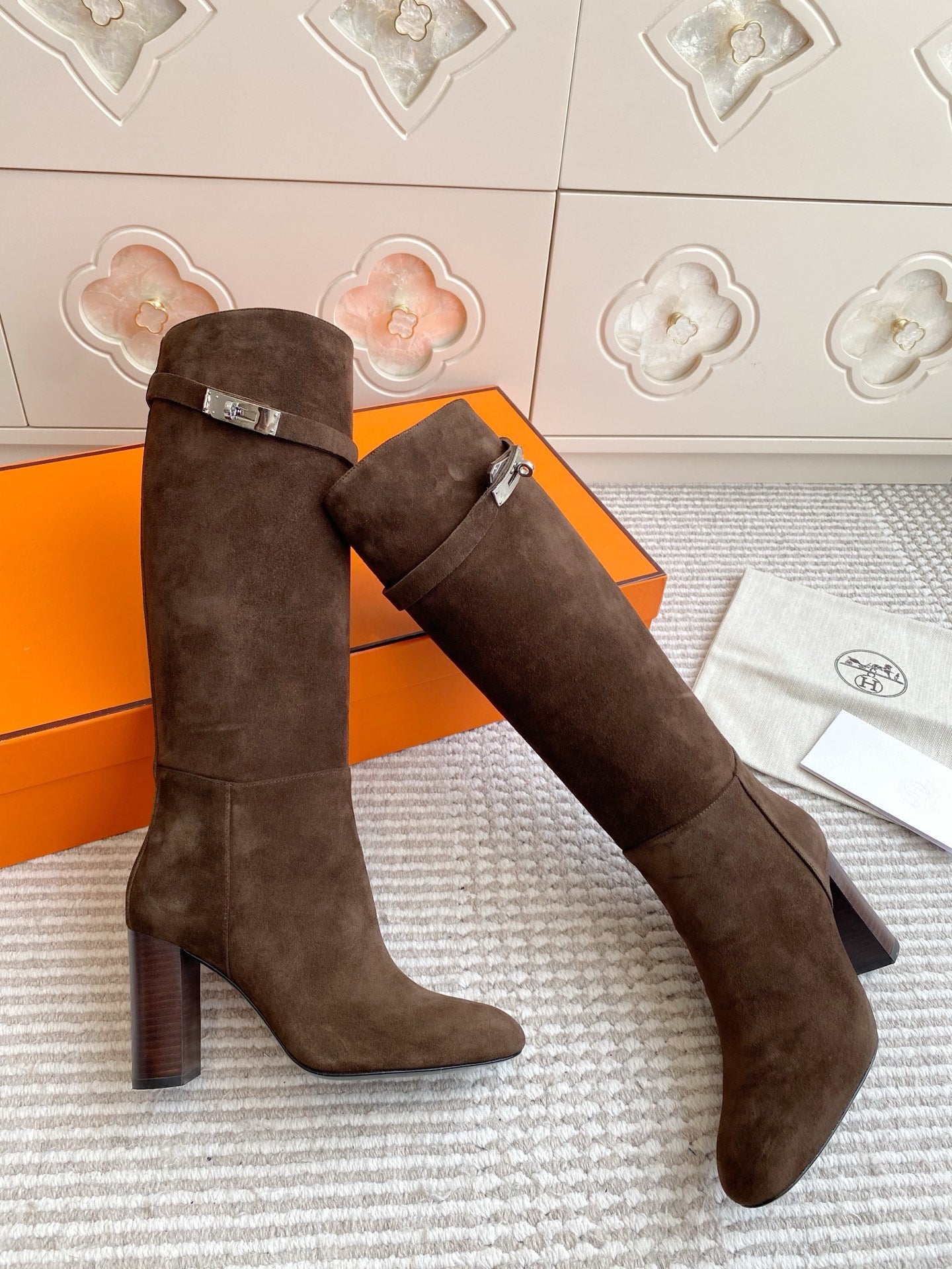 HM 25S TALL BOOTS 90 MM IN DARK BROWN SUEDE