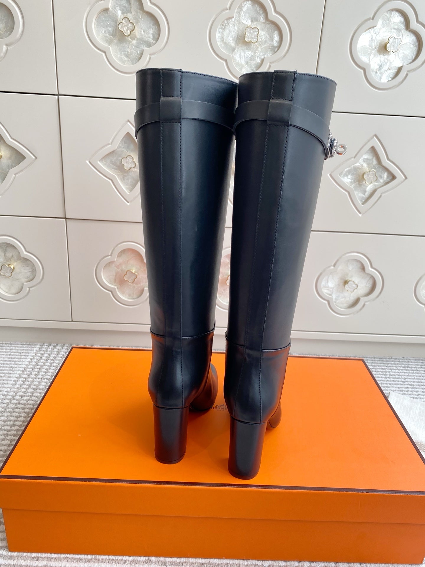 HM 25S TALL BOOTS 90 MM IN BLACK LAMBSKIN WITH SILVER HARDWARE