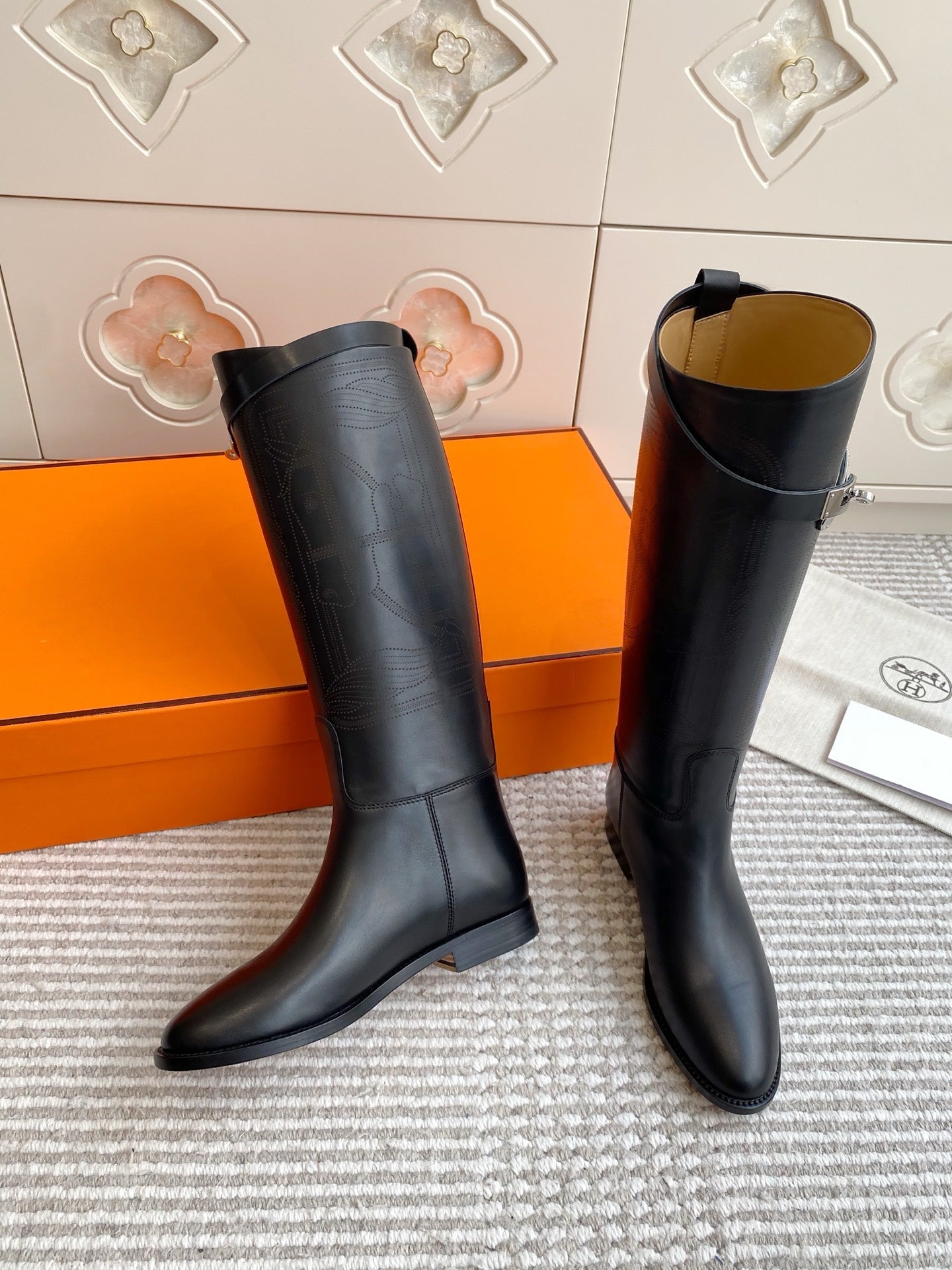 HM 25S JUMPING BOOTS IN BLACK LAMBSKIN WITH SILVER HARDWARE