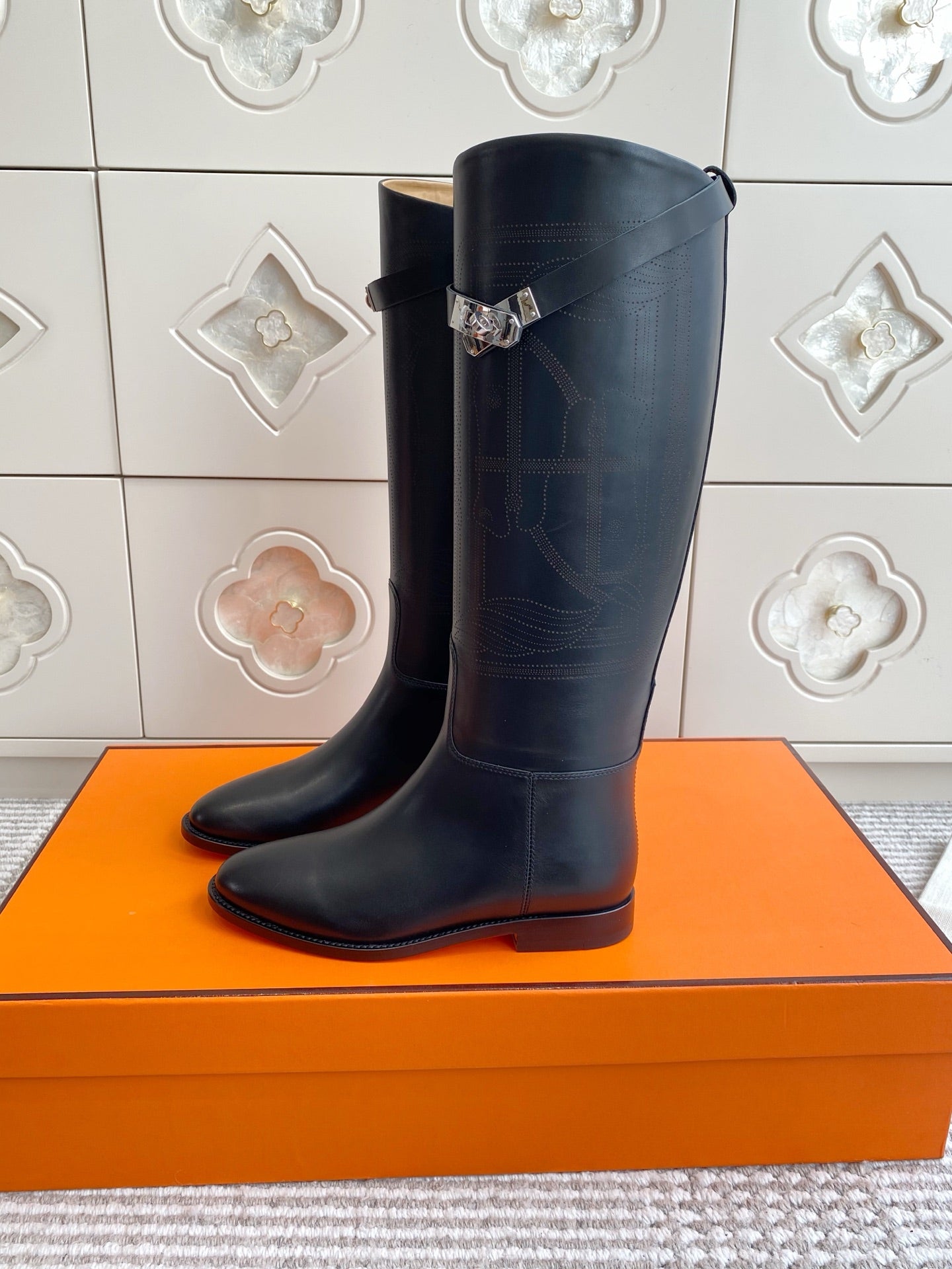 HM 25S JUMPING BOOTS IN BLACK LAMBSKIN WITH SILVER HARDWARE