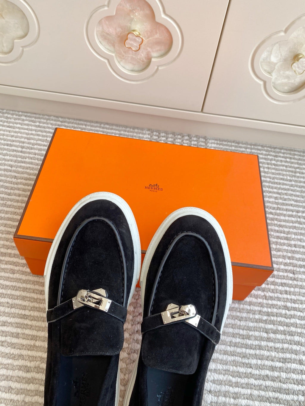 HM 25S SLIP-ON IN BLACK SUEDE WITH SILVER HARDWARE