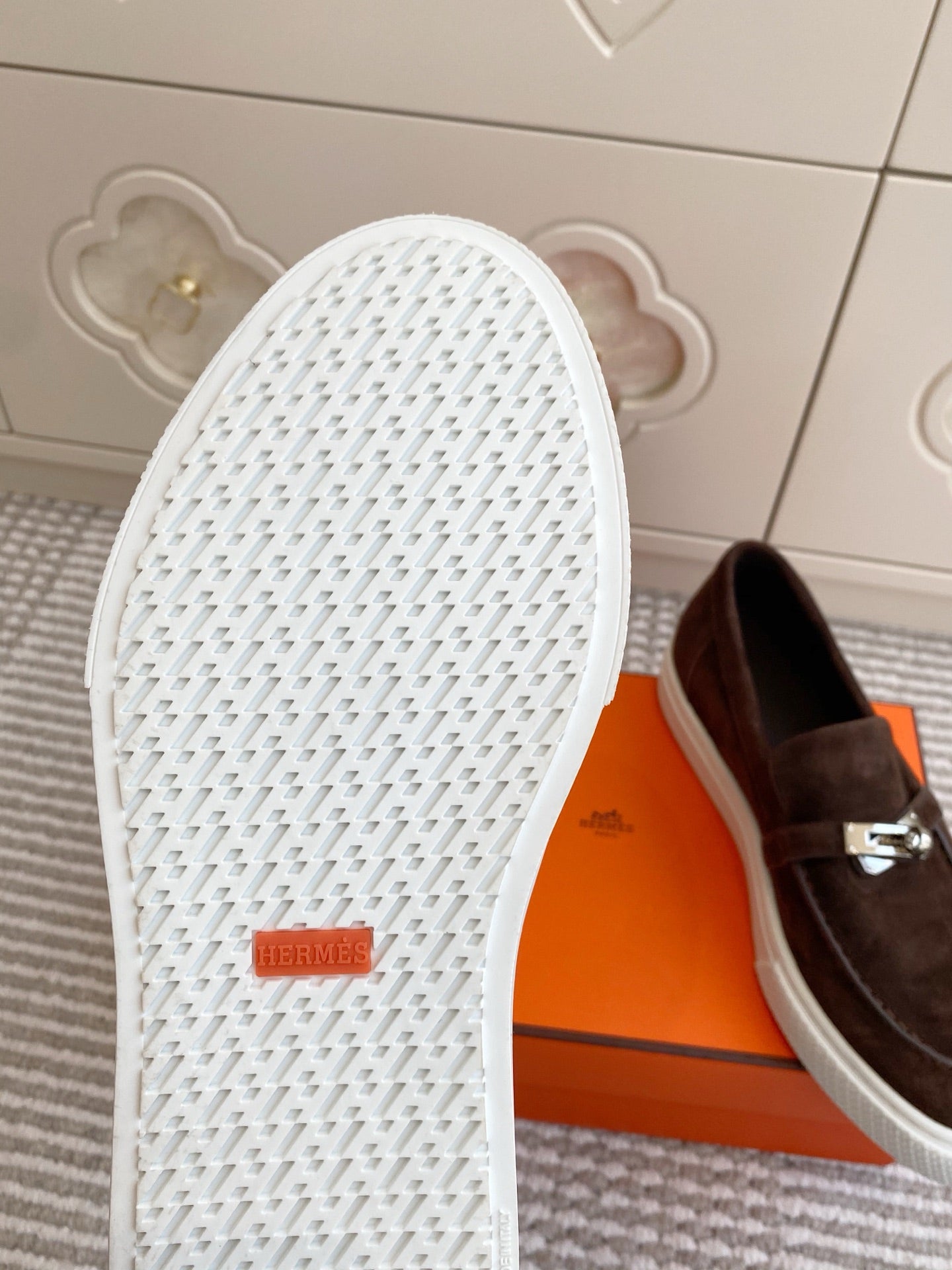 HM 25S SLIP-ON IN DARK BROWN SUEDE WITH SILVER HARDWARE