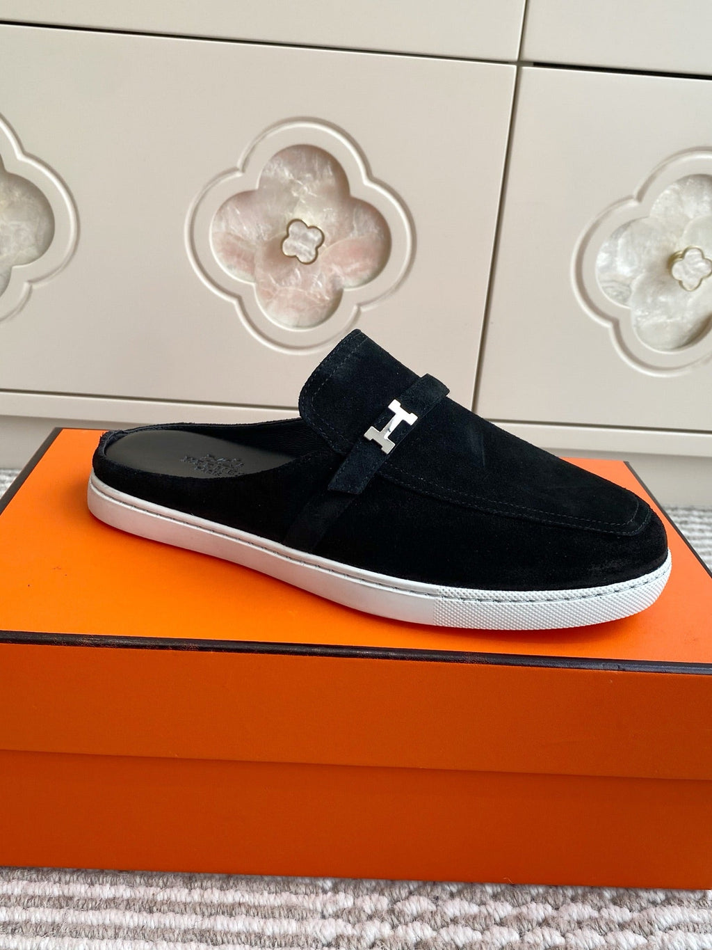 HM 25S MULES IN BLACK SUEDE WITH SILVER HARDWARE