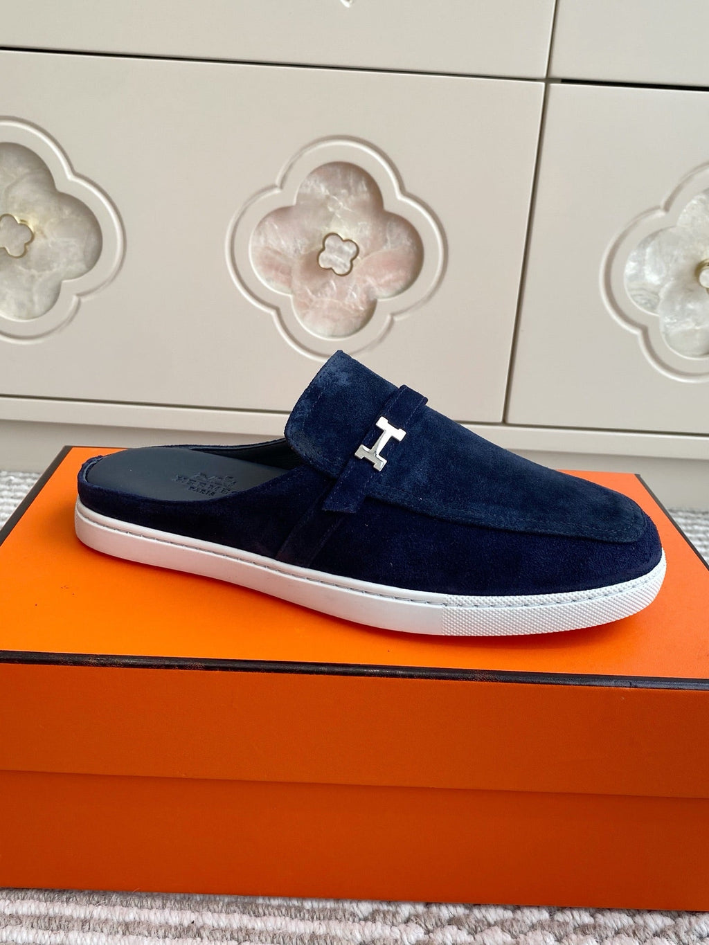 HM 25S MULES IN NAVY BLUE SUEDE WITH SILVER HARDWARE