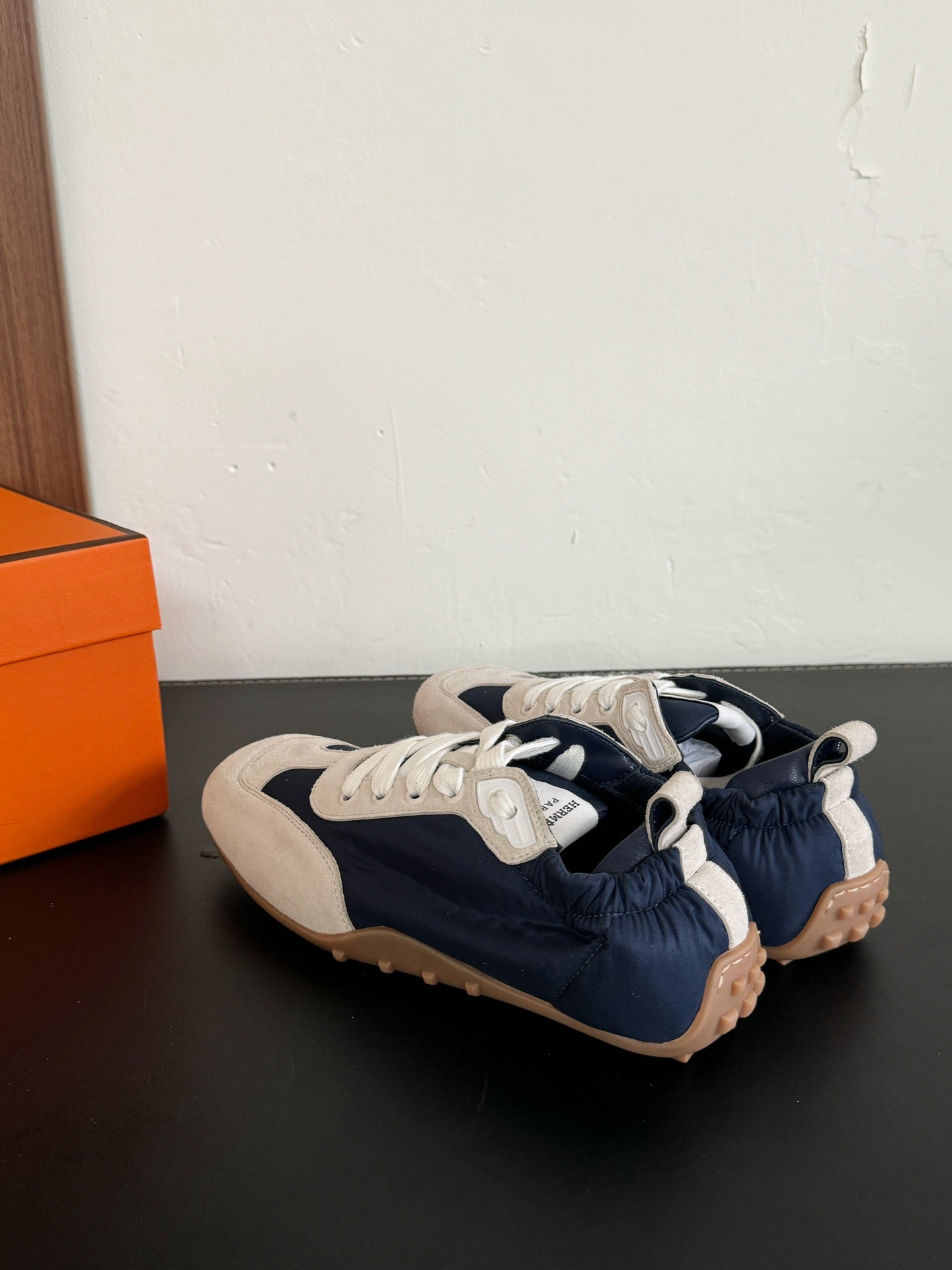 SKATEBOARD SHOES LIGHT GRAY MIX NAVY SUEDE