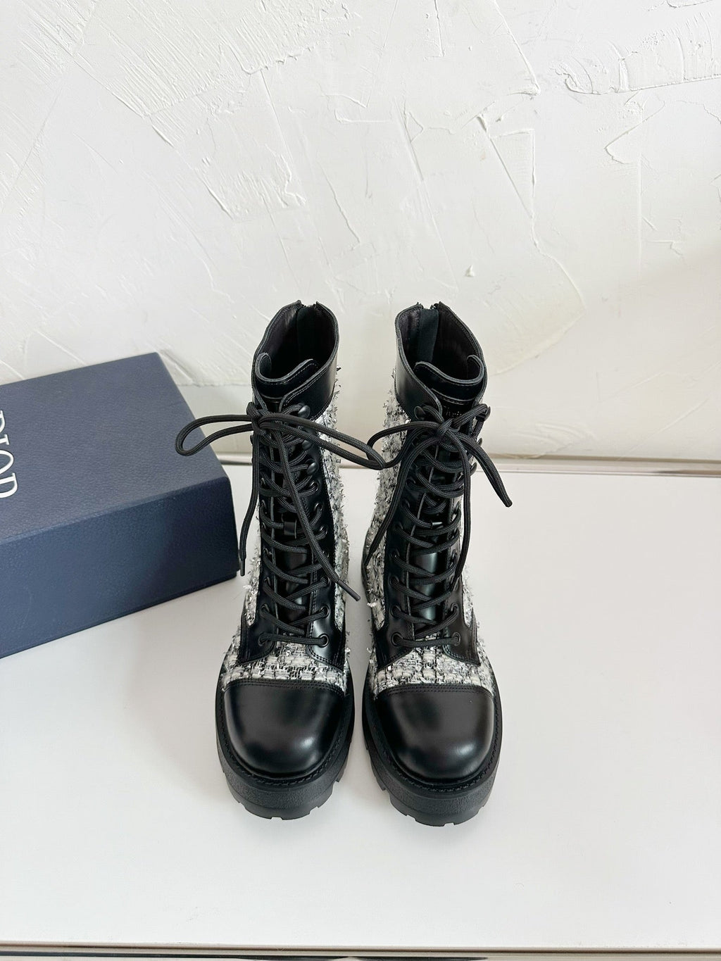 D-UNIT ANKLE BOOT BLACK CALFSKIN WITH WHITE AND BLACK CANNAGE TWEED