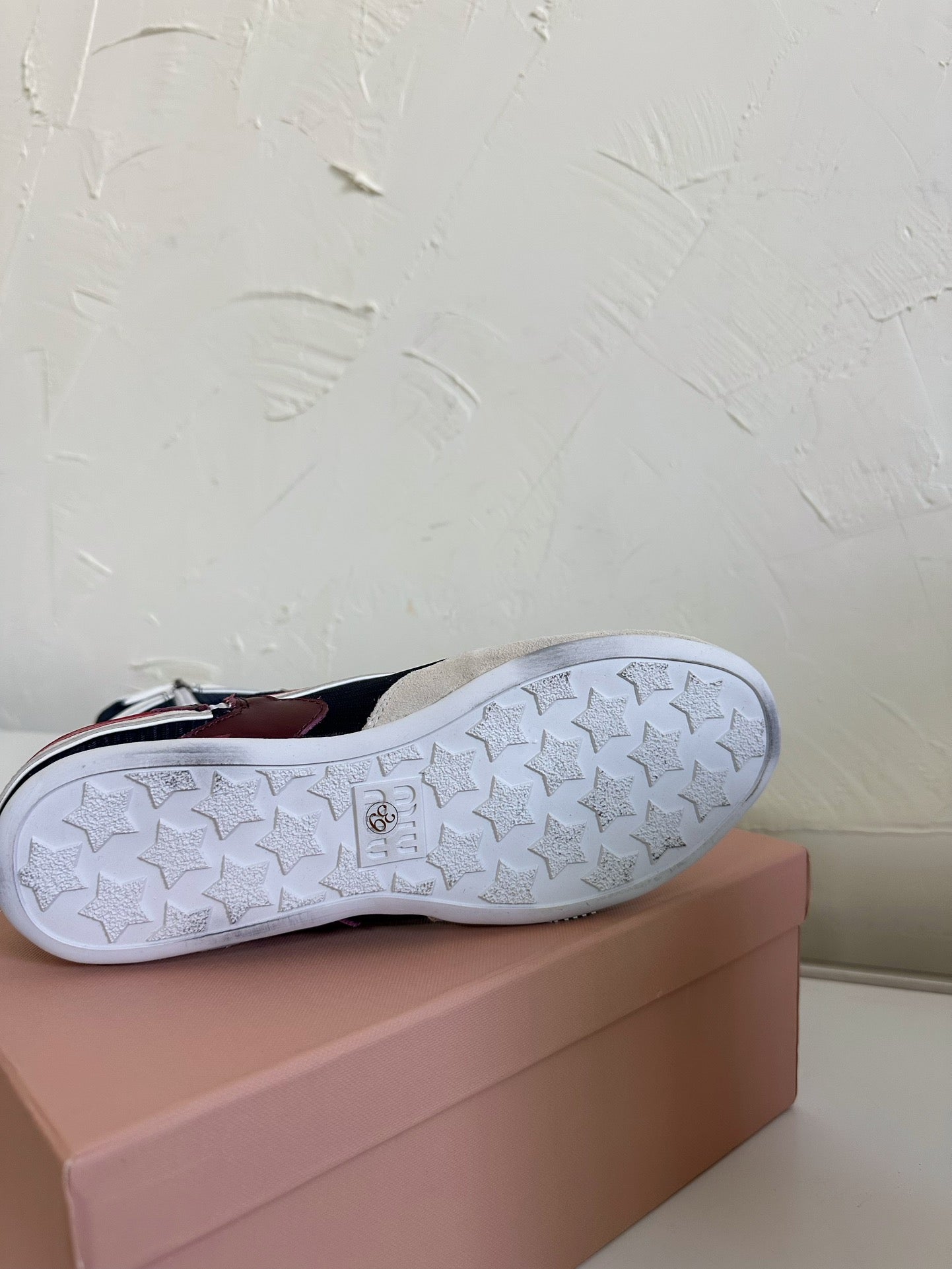 LACE-UP KNEE BOOTS IN BEIGE SUEDE AND NAVY MESH