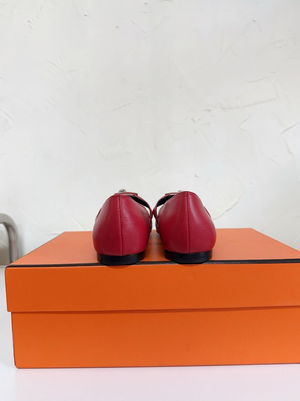 KIARA FLAT PUMP IN RUBY RED CALFSKIN