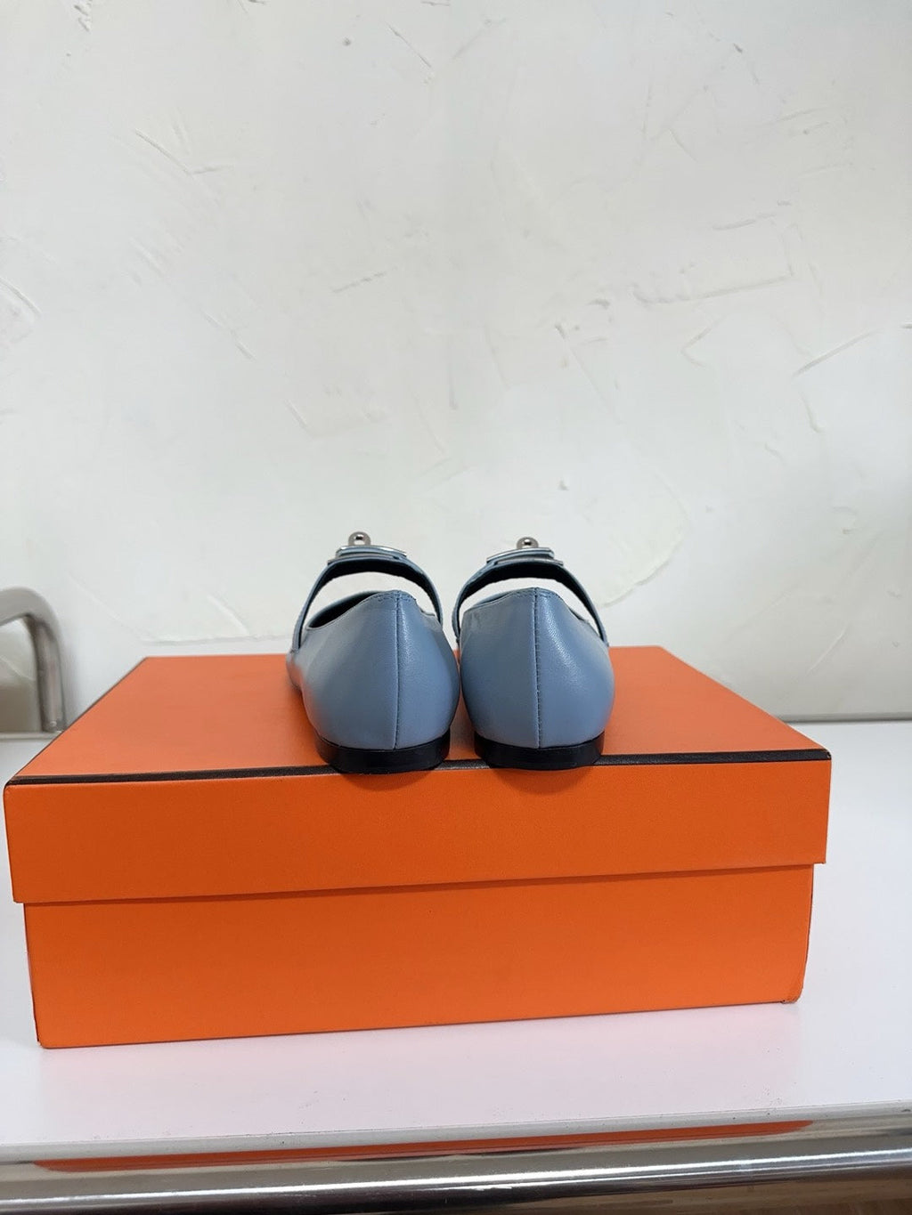 KIARA FLAT PUMP IN CERULEAN BLUE CALFSKIN