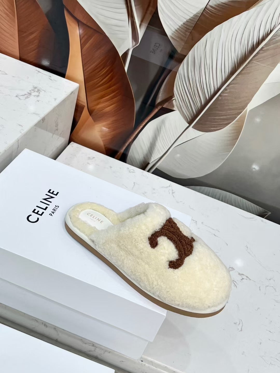 CELINE 25S GEORGIA SLIDE IN SHEARLING IN IVORY