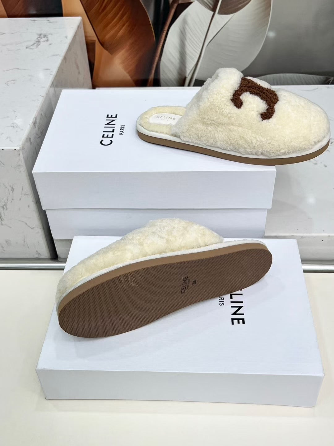 CELINE 25S GEORGIA SLIDE IN SHEARLING IN IVORY