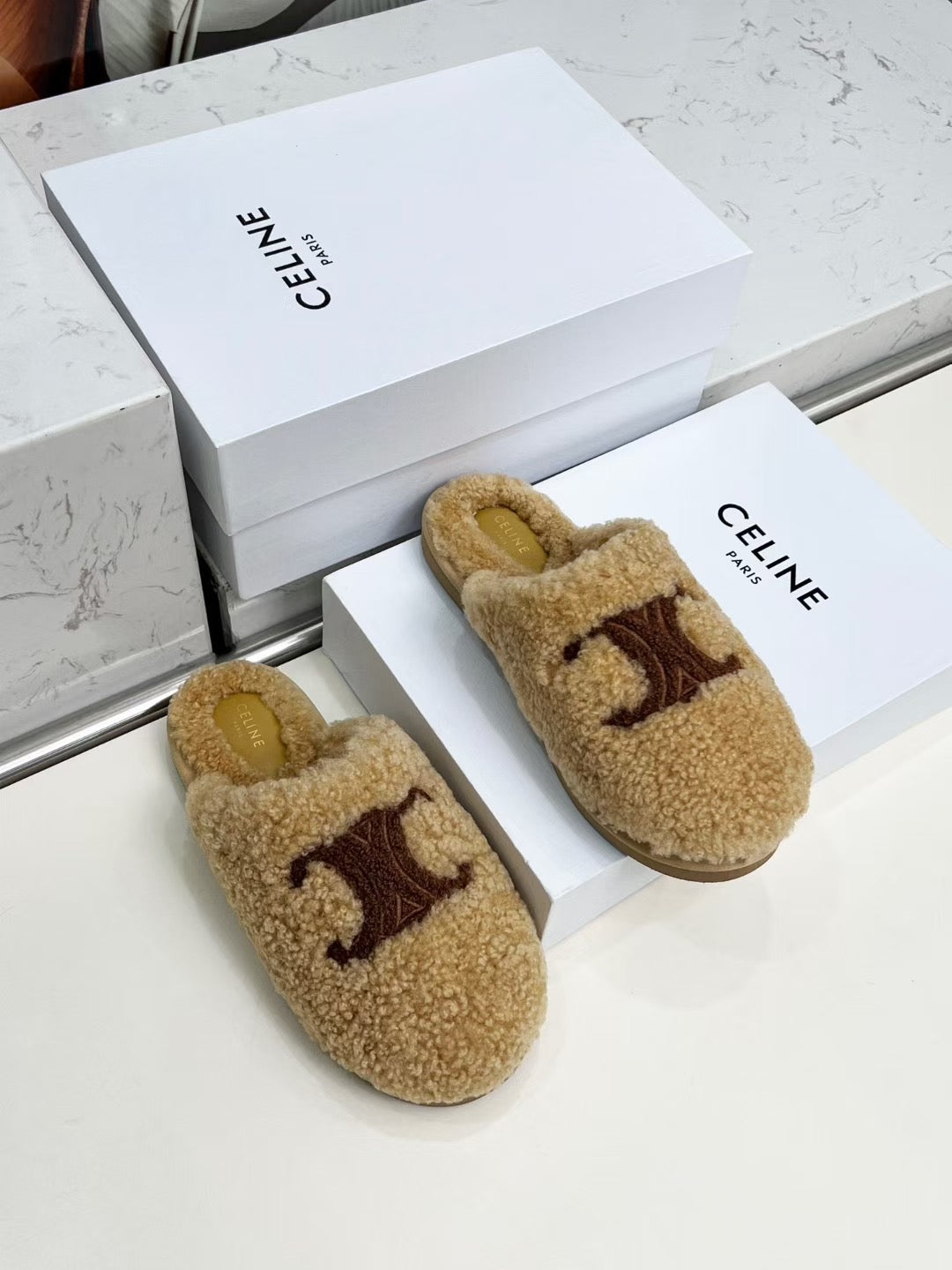 CELINE 25S GEORGIA SLIDE IN SHEARLING IN BROWN