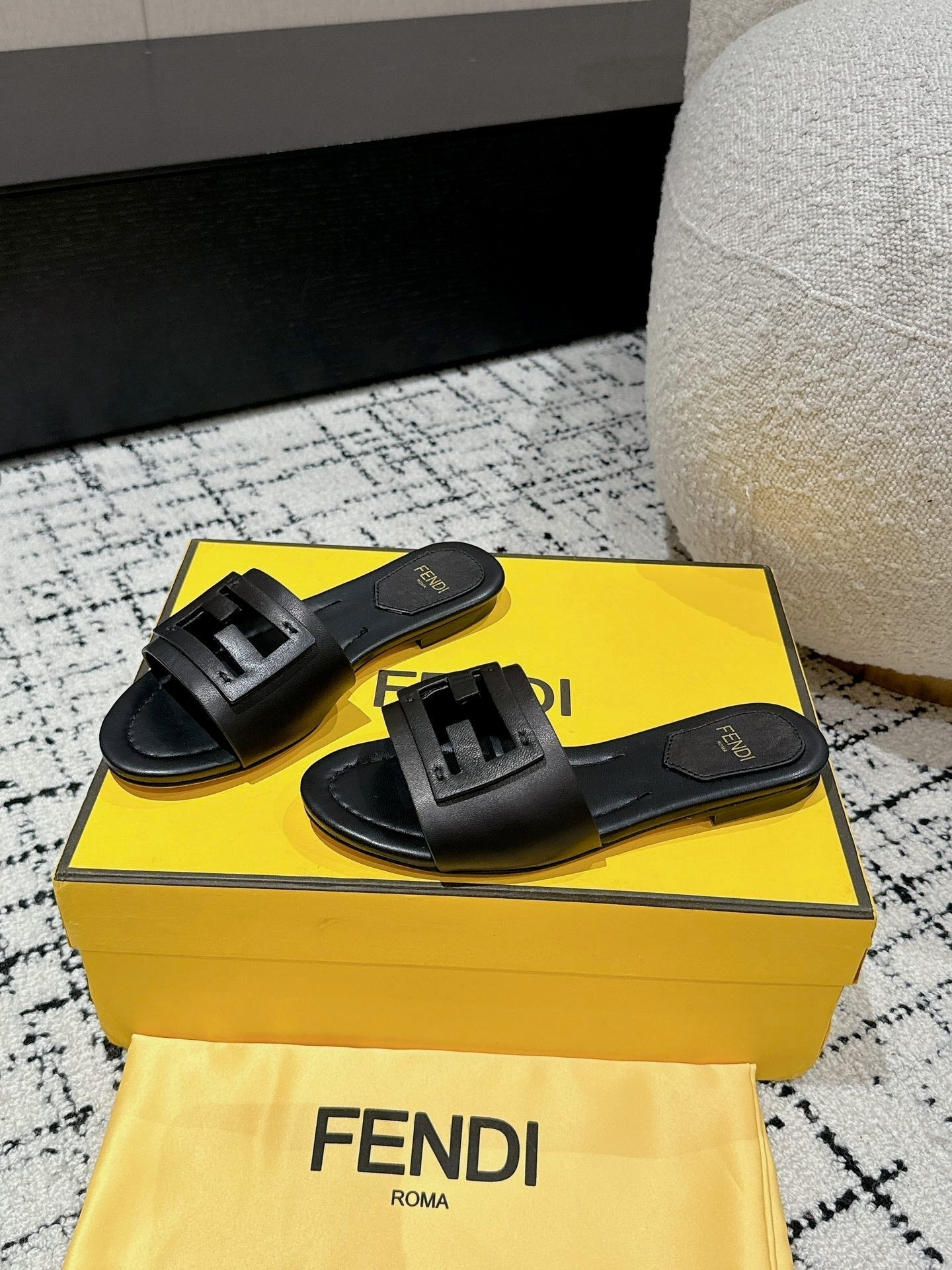 FF Baguette Black Leather Slide