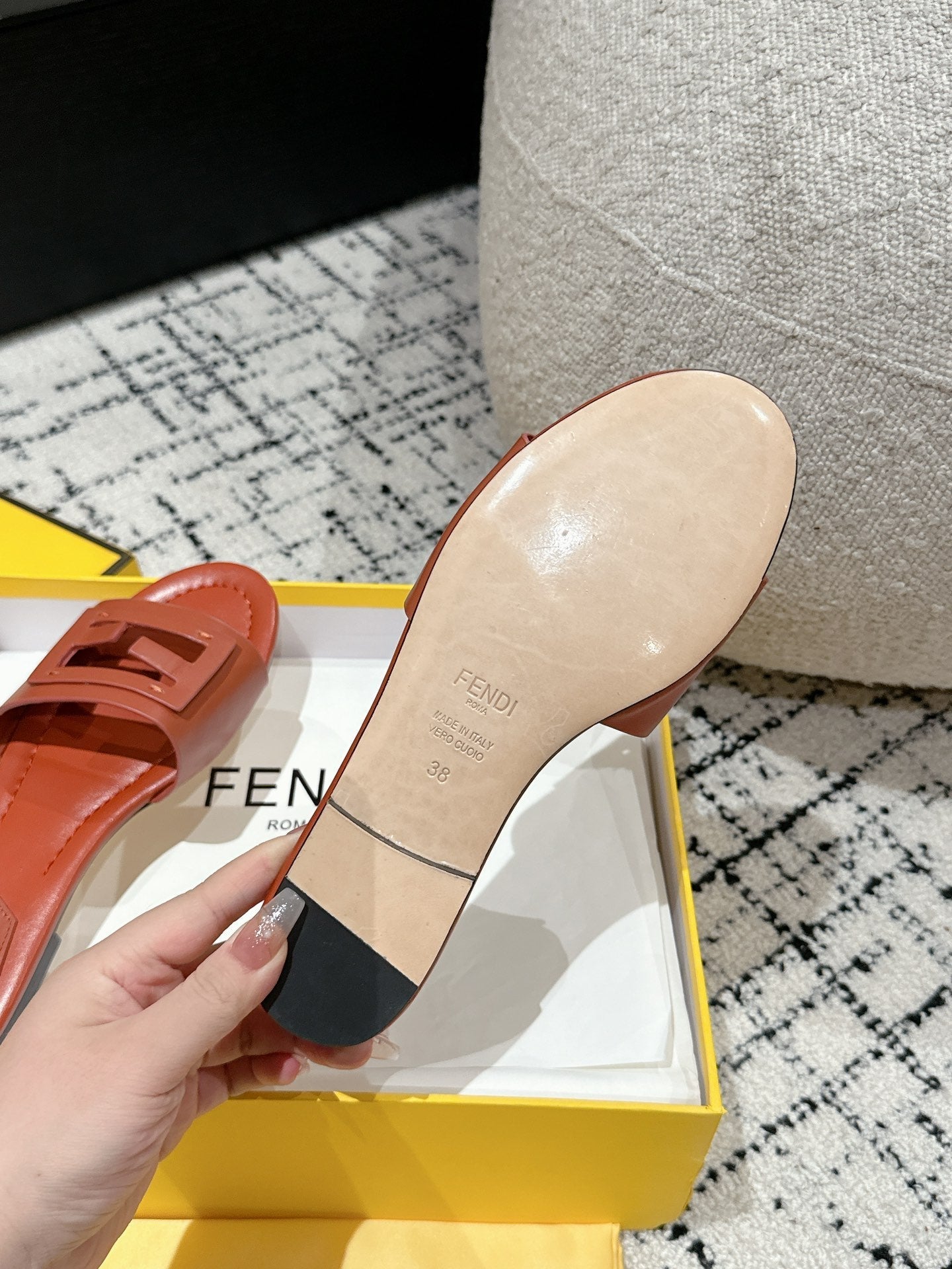 FF Baguette Rust Leather Slide