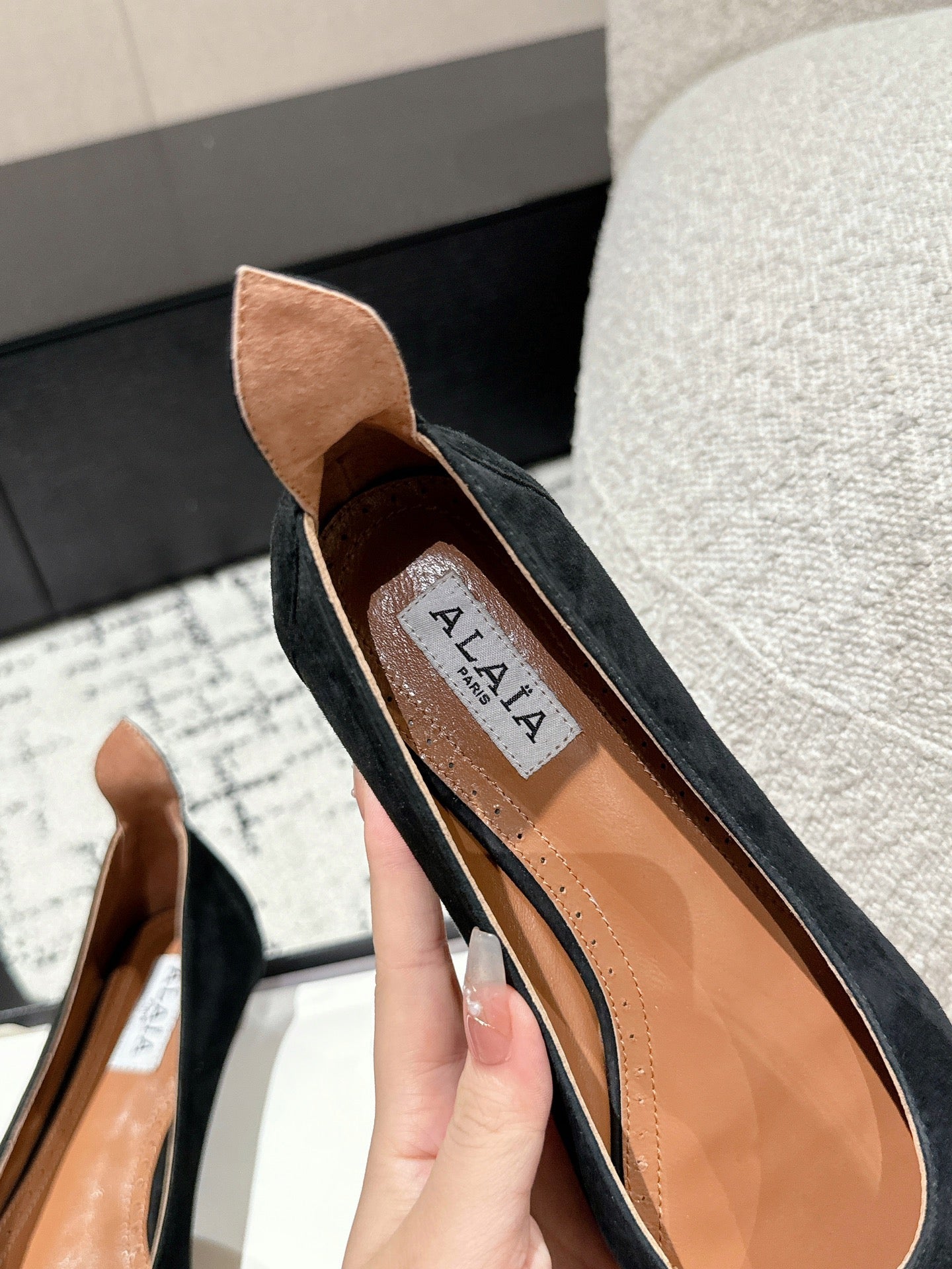 ALAIA PUMP 1 CM IN BLACK SUEDE MIX BLACK CALFSKIN