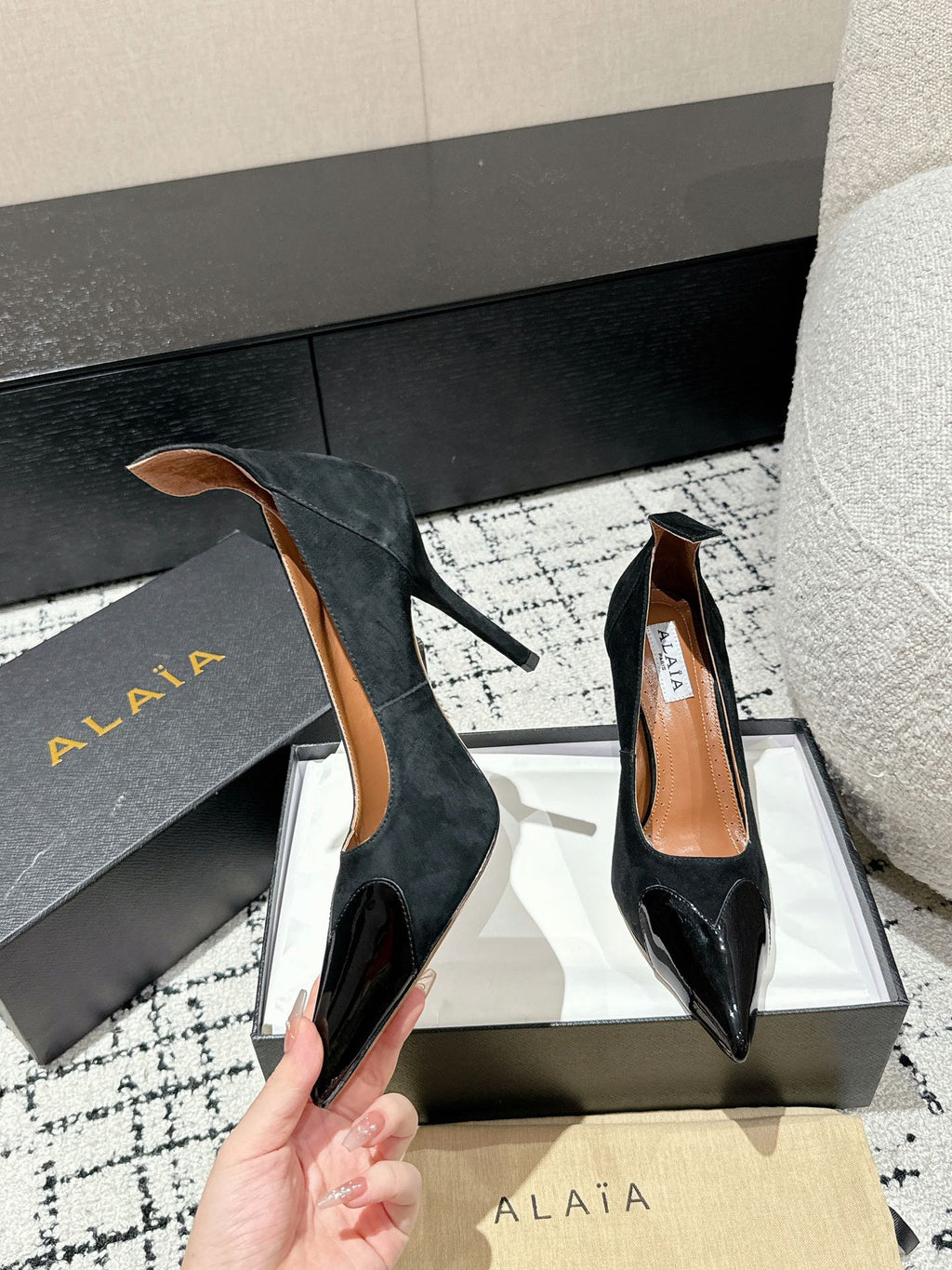ALAIA HIGH PUMPS 10CM IN BLACK SUEDE MIX CALFSKIN