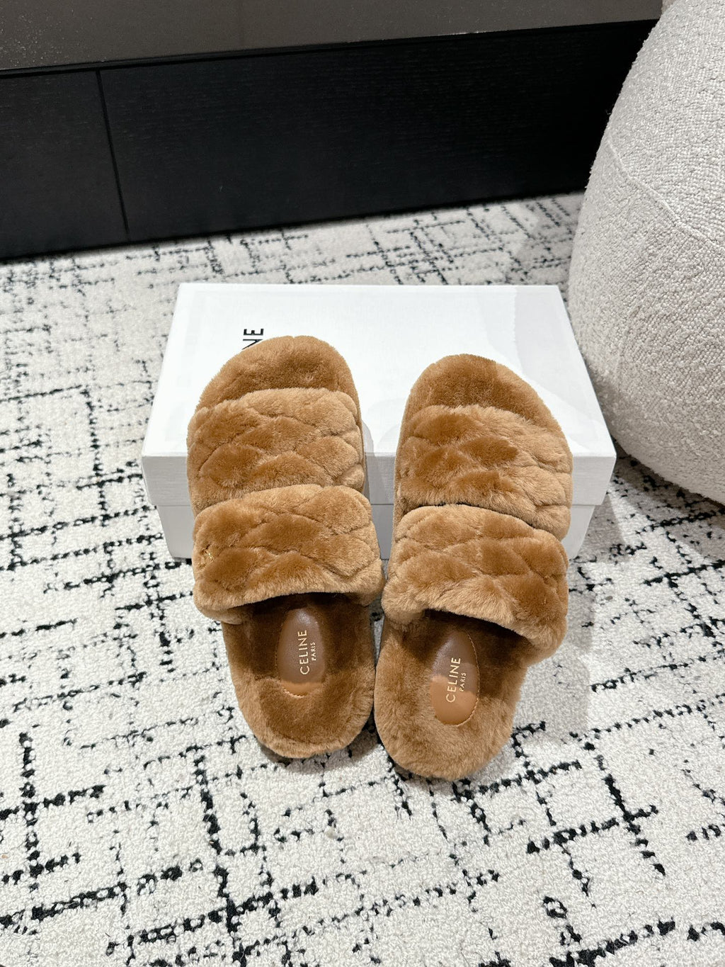 DAD SANDAL MULE IN CAMEL BROWN SHEARLING